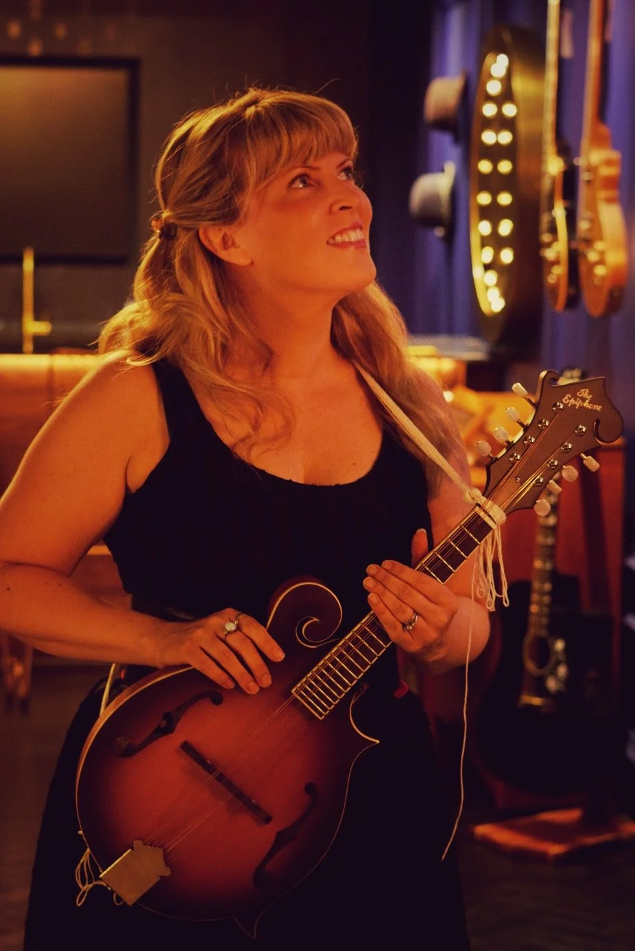 Gibson TWH 20267.jpg