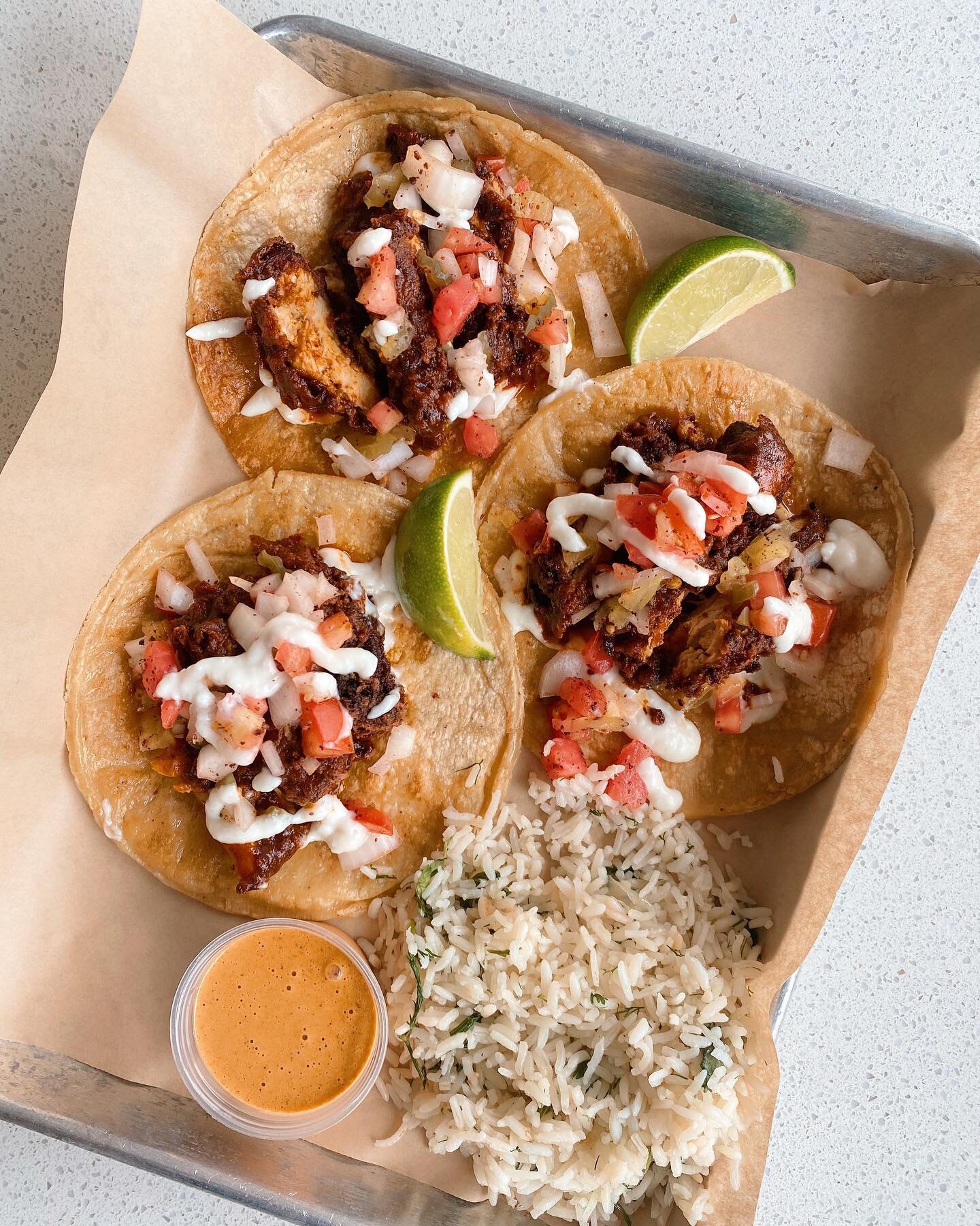 &ldquo;Popeye&rsquo;s Ain&rsquo;t Sh!t&rdquo; Fried Chicken Tacos are LIVE!

Today ONLY! 🔥🔥🔥

#eatcedars #chicagohydepark #chicagorestaurants #chicagosmallbusiness #tacotuesday