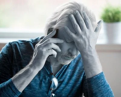 A person with bluish skin caused by a condition called argyria