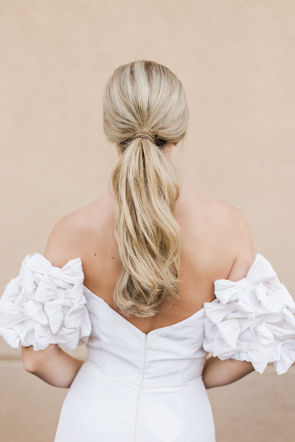 6-Gorgeous-and-Trendy-Bridal-Hairstyles-for-Your-2021-2022-Wedding-Valerie-Darling-Photography-The-Bridal-Bar-30.png