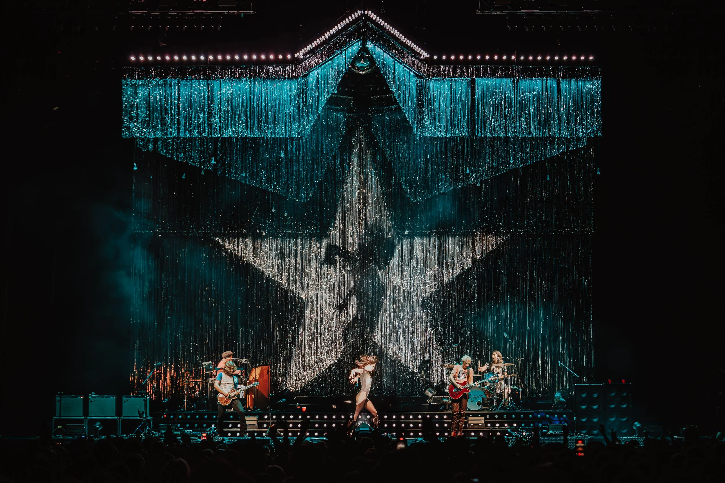 Wolf Alice - The O2 - 2nd December 2025 by Luke Dyson - LD2_1026.jpg