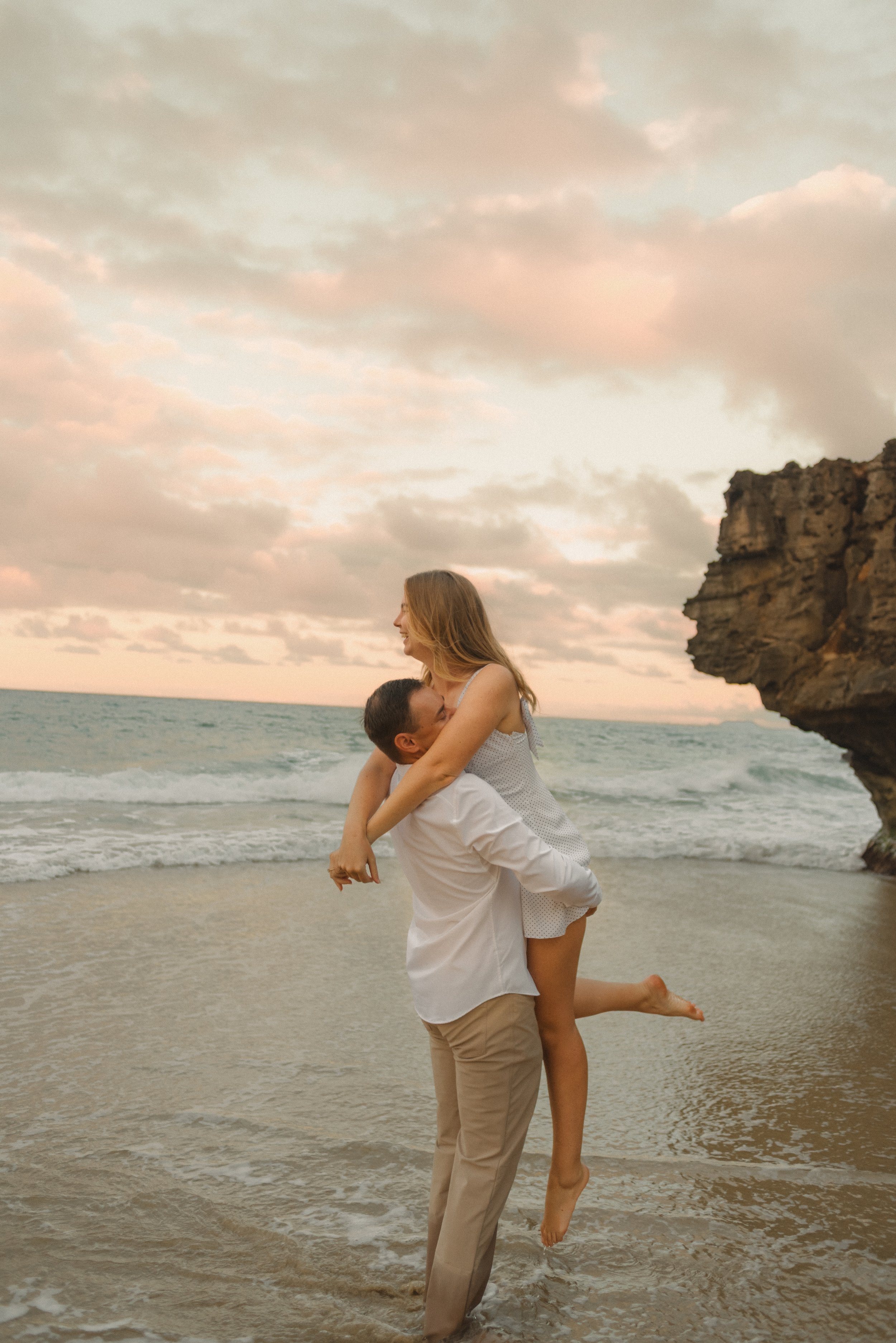 Oahu Hawaii Engagement Couples Photo Shoot by IsIrie - Colorful-film-documentary-