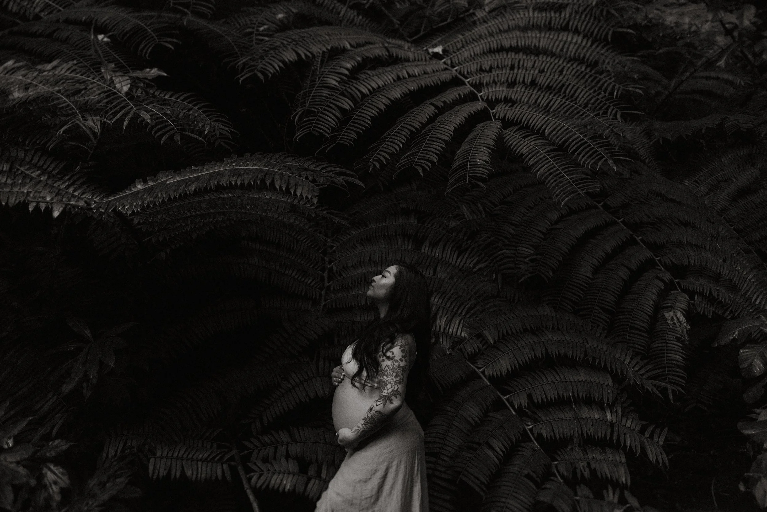 oahu-hawaii-maternity-photographer by isirie-24.jpg