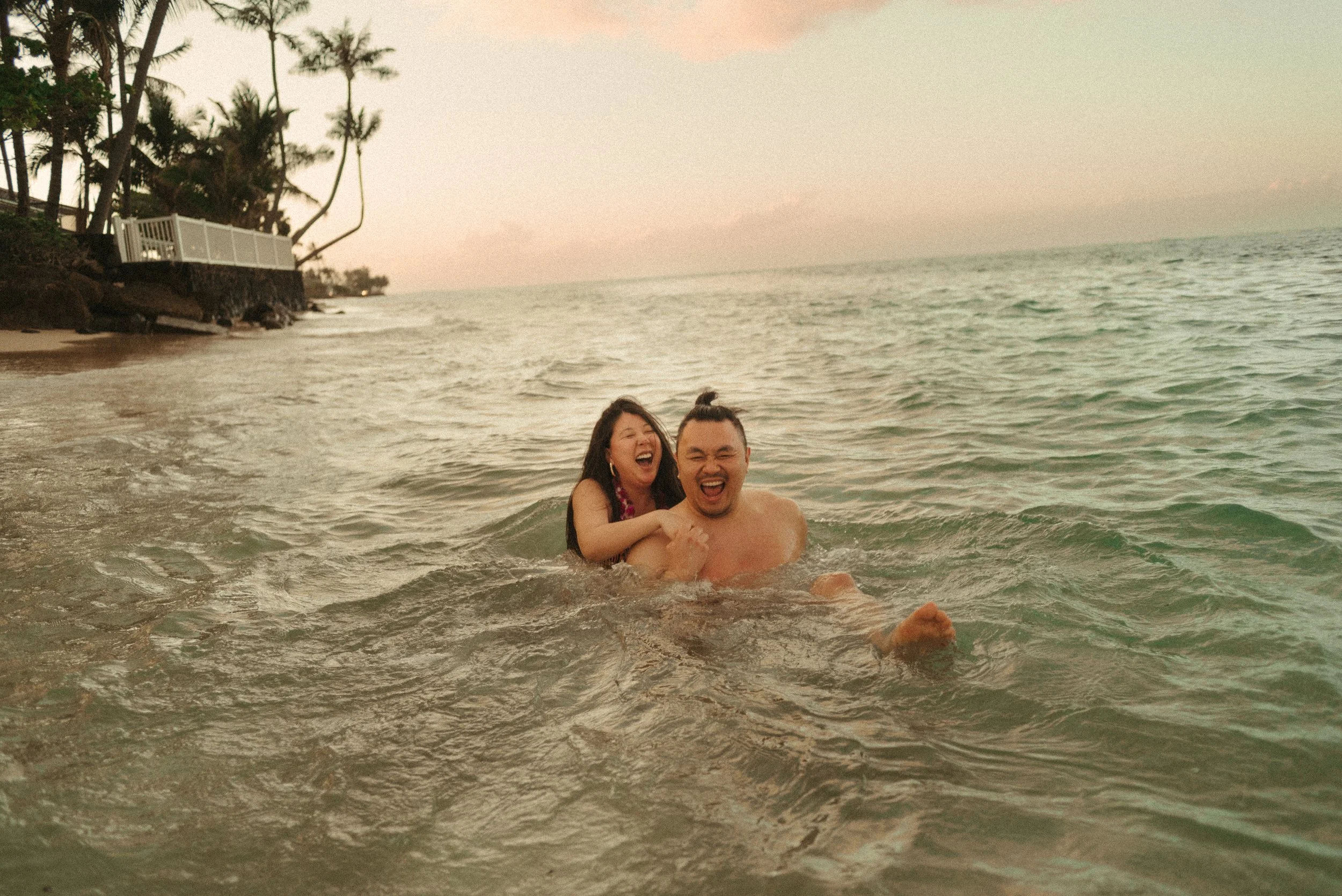oahu-hawaii-couples-photographer-engagement by isirie-9.jpg