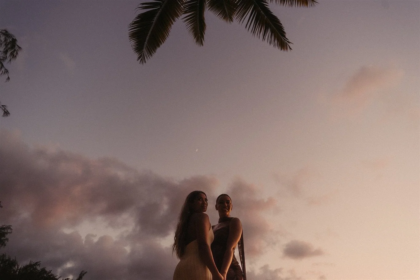 nicole &amp; melanie in their fianc&eacute; era 💍💃🏻
.
.
.
. 
.
Oahu Engagement Photographer #isaidyes #dancingwithher #hawaiiphotographer #oahuweddingphotographer #hawaiielopementphotographer #hawaiiengagementphotographer #engaged #hawaiimaternity