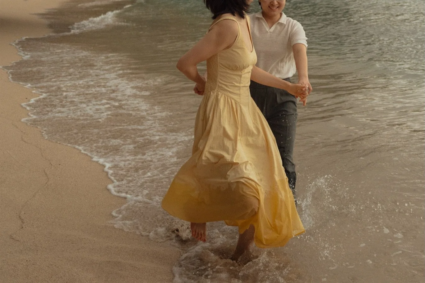 a little beach and romance with j &amp; c 💛 
.
.
.
.
Oahu Hawaii Engagement Photographer #dancingwithher #oahuweddingphotographer #hawaiielopementphotographer #hawaiiengagementphotographer #oahuengagementphotographer