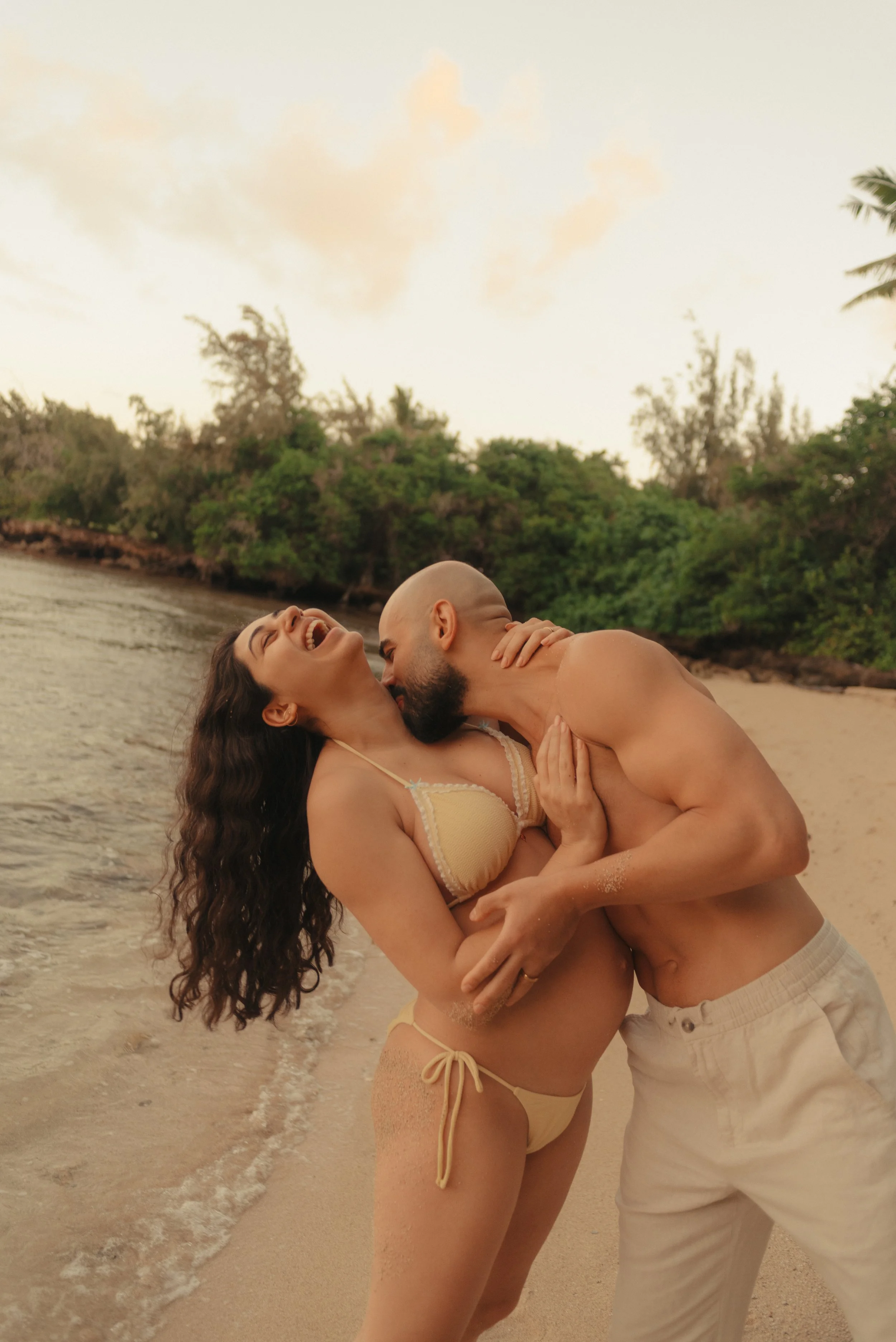 Tropical Beach Oahu Maternity photographer, by IsIrie
