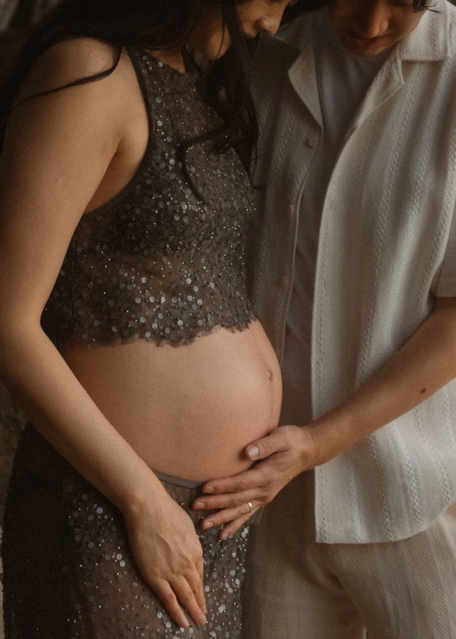 Tropical Hawaii Maternity photographer 