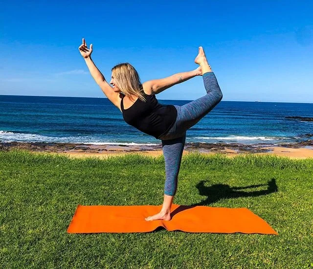 Person: Can we get a photo of you doing yoga
Me: ....sure 
#subtle ➡️