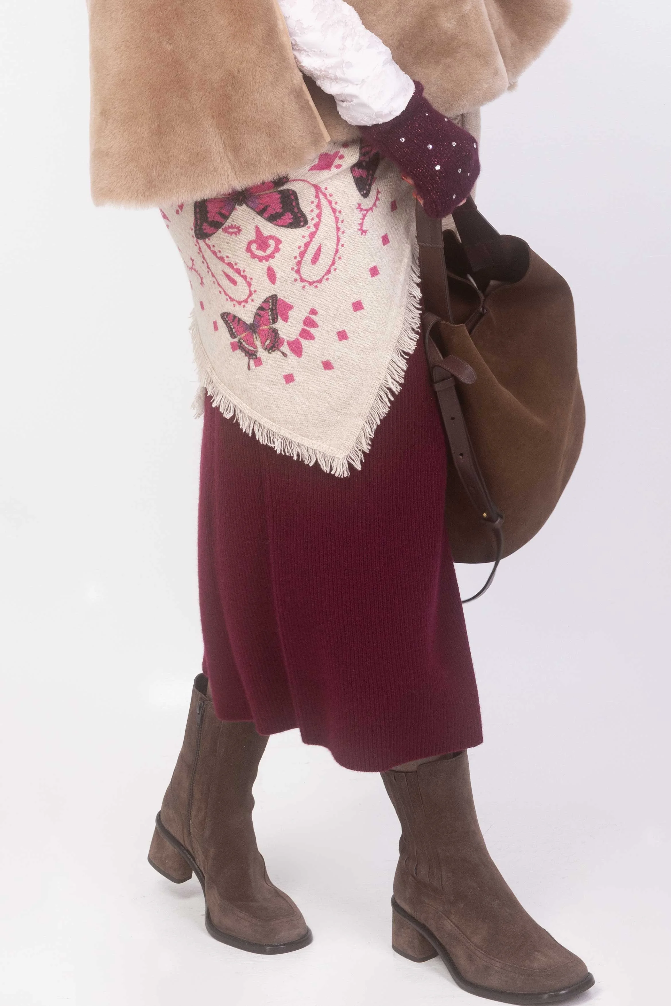 Emma-4-5.jpg