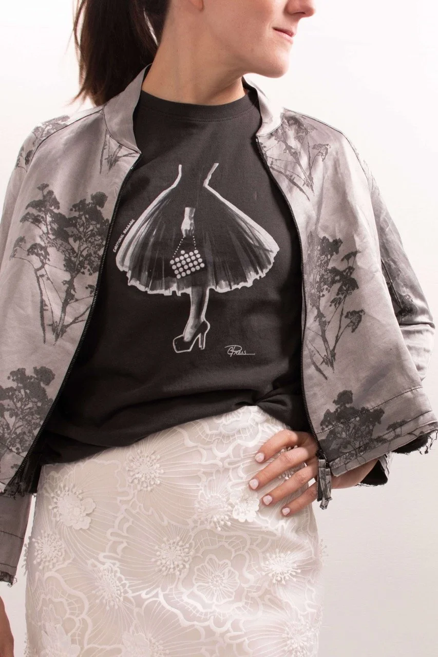 Julia-4-7 Large.jpeg