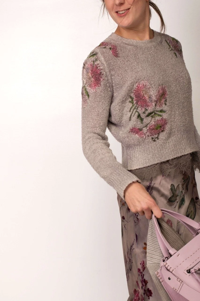 Julia-1-4 Large.jpeg