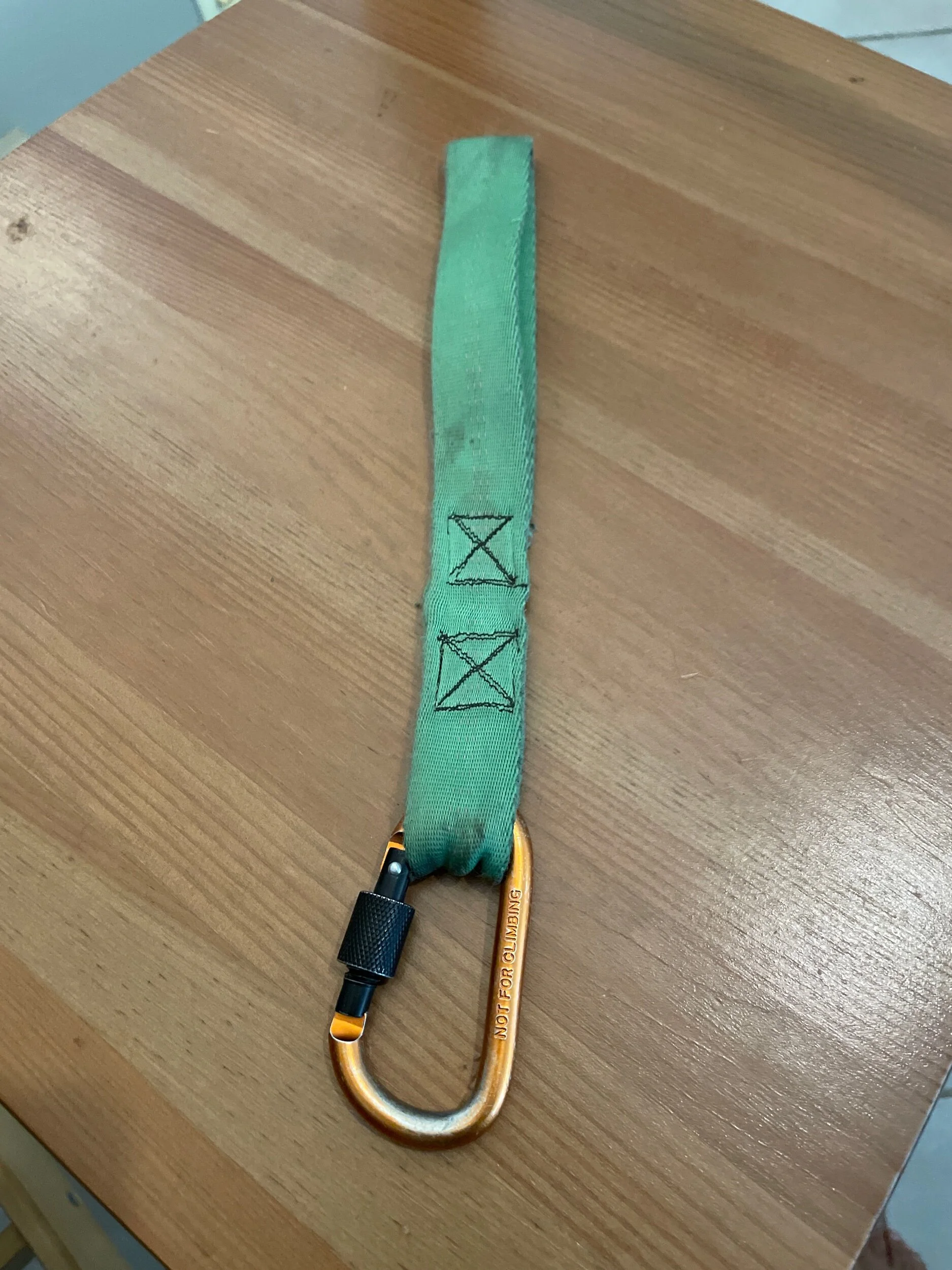 11750B56-240A-4B51-803E-8CE1BD025B46