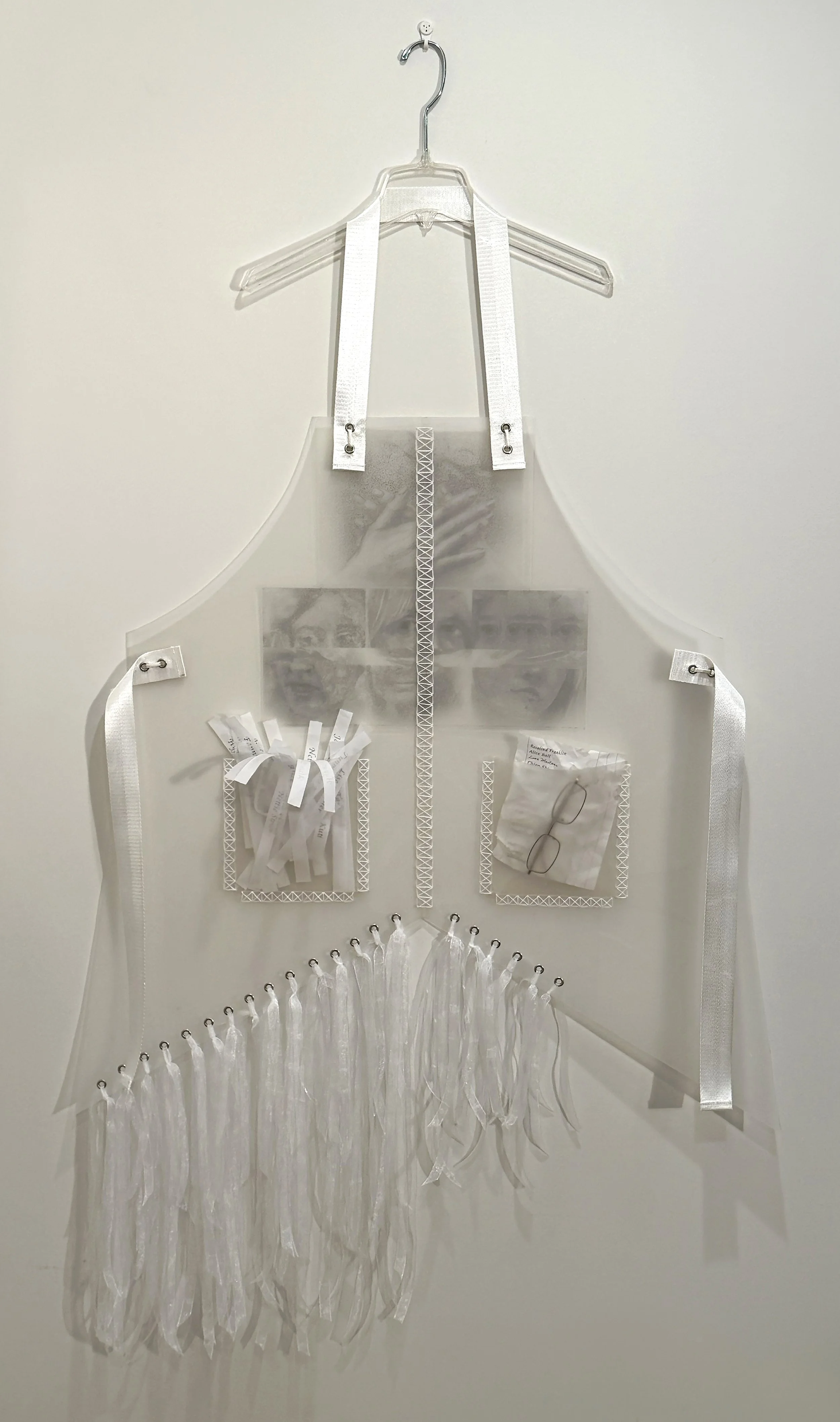 GHOST APRON