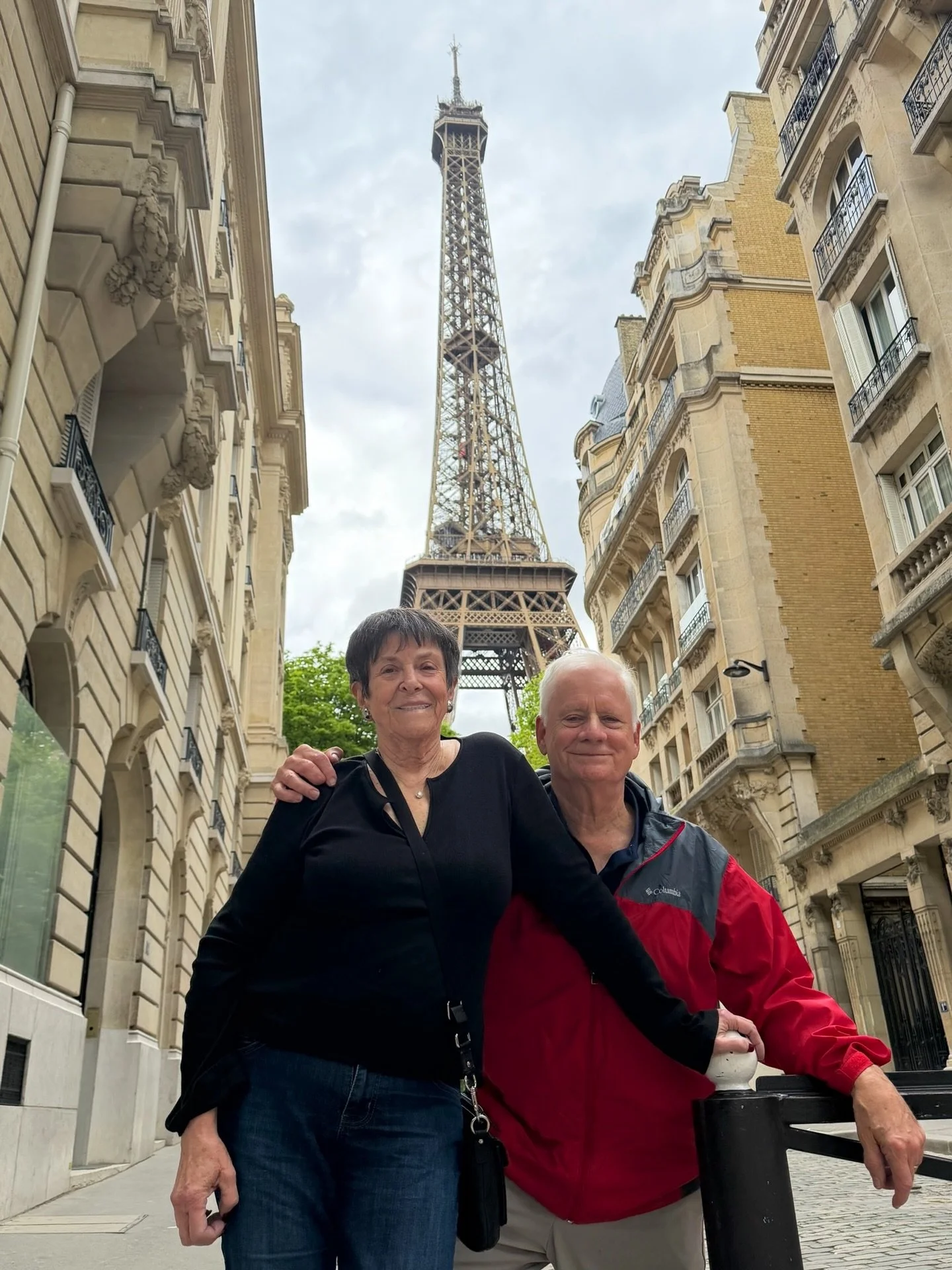 Paris, but make it chic. ✨

Harriet and Thomas chasing postcard-perfect corners and stolen moments with Lady Eiffel herself. 🤍

These are our favorite Tournesol moments. 🌻🫶

#paris #parisfrance #tournesoltravel #privatetours #france