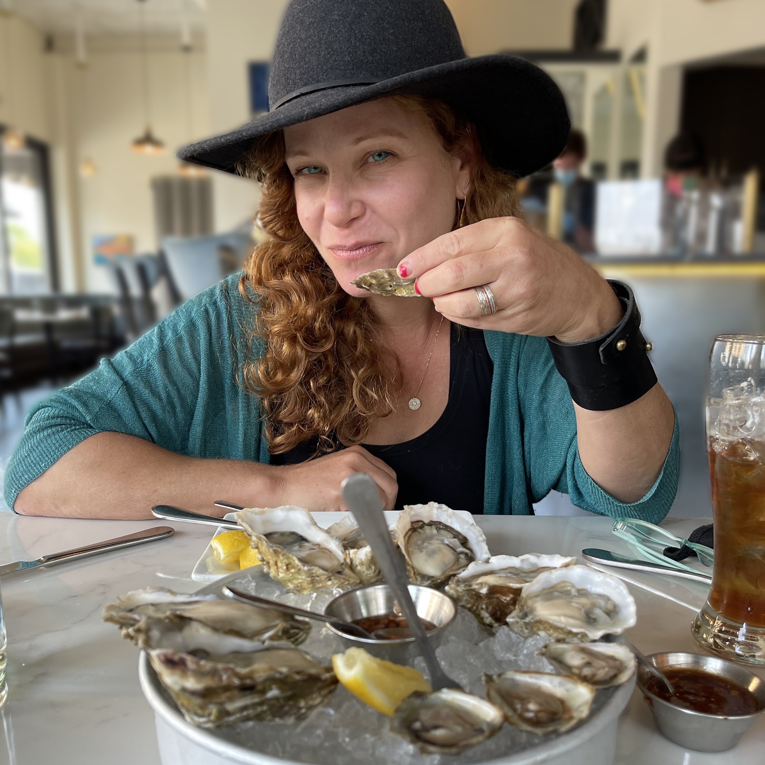 Nikki with oysters_RET.jpg