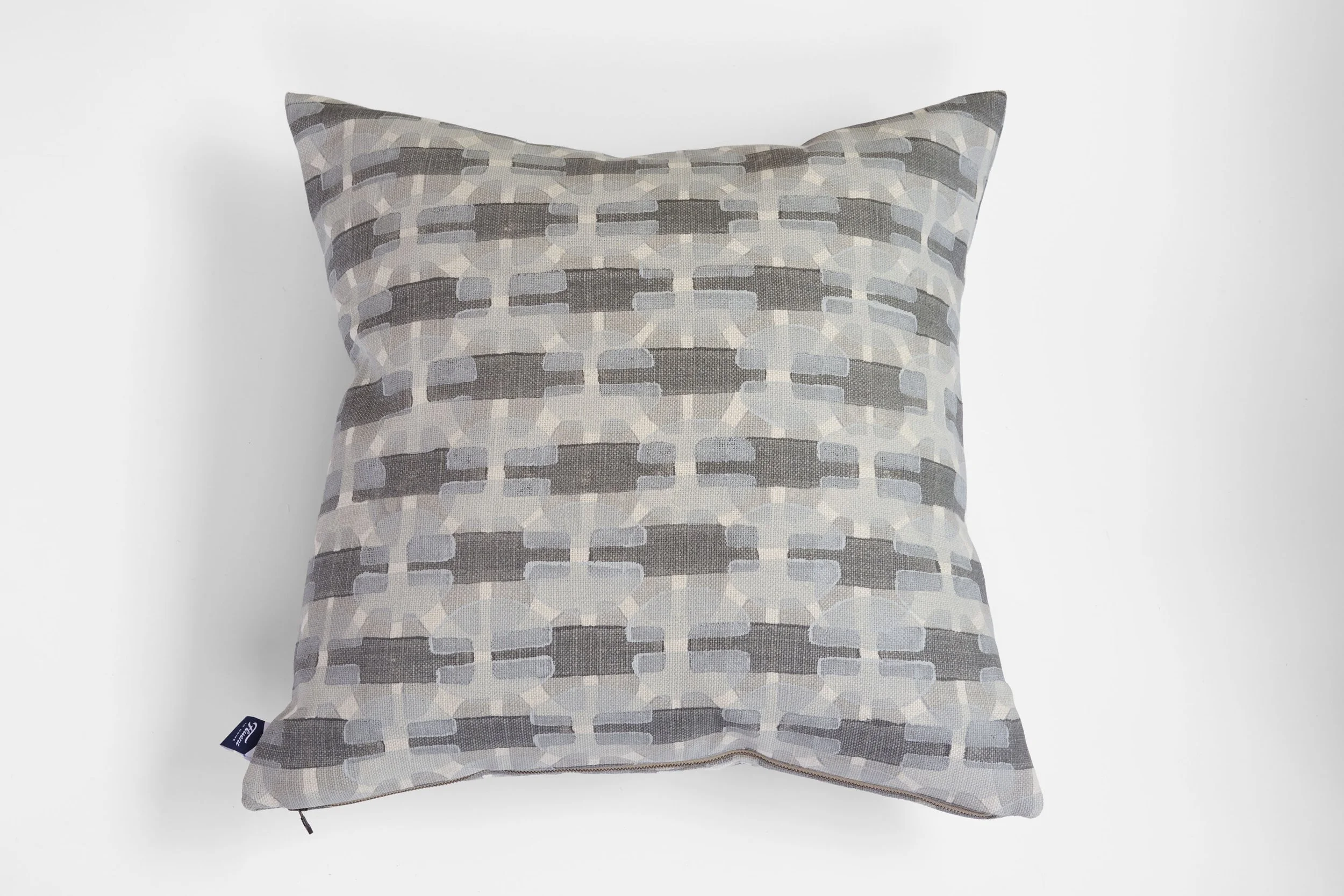 Pillow 16