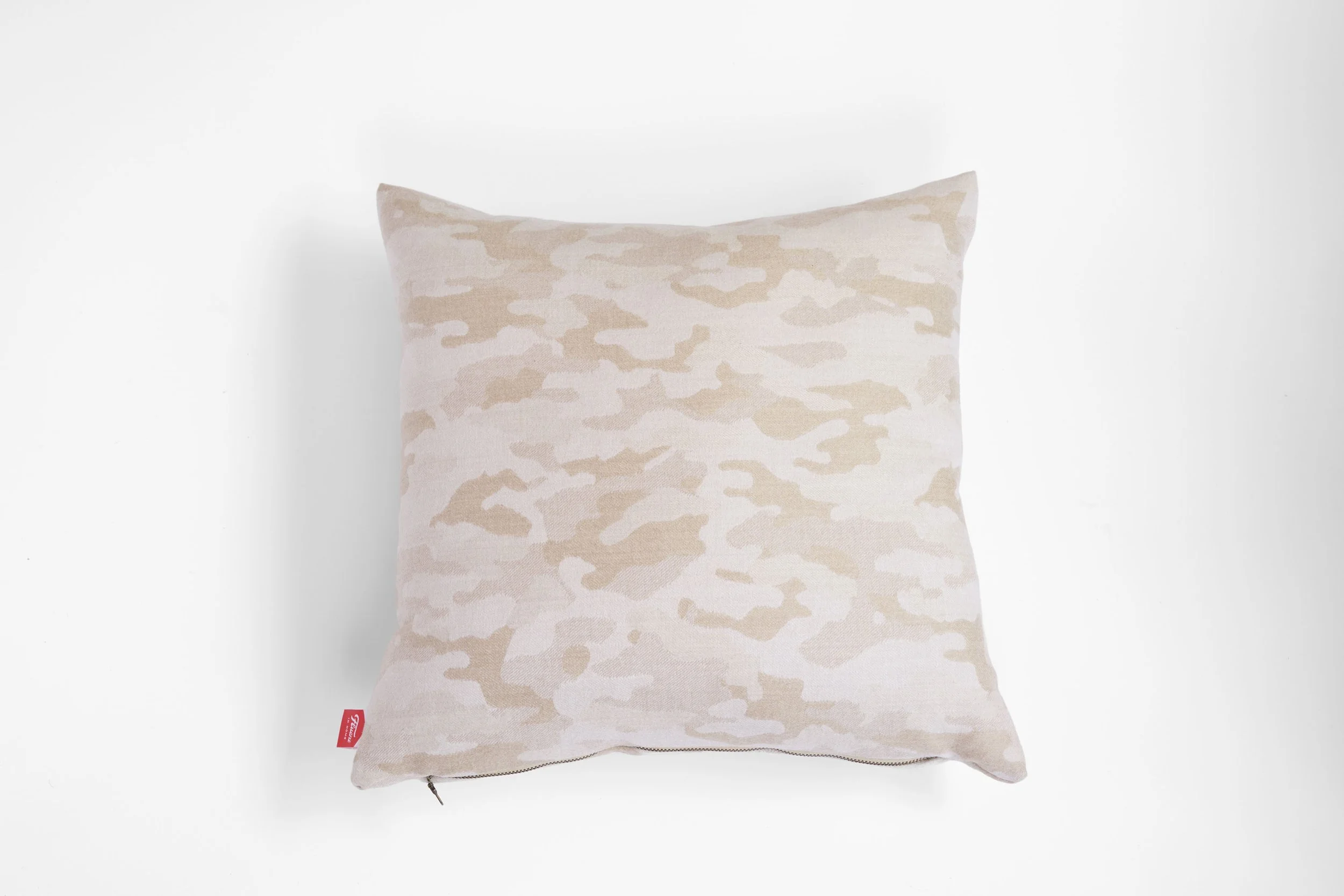 Pillow 32