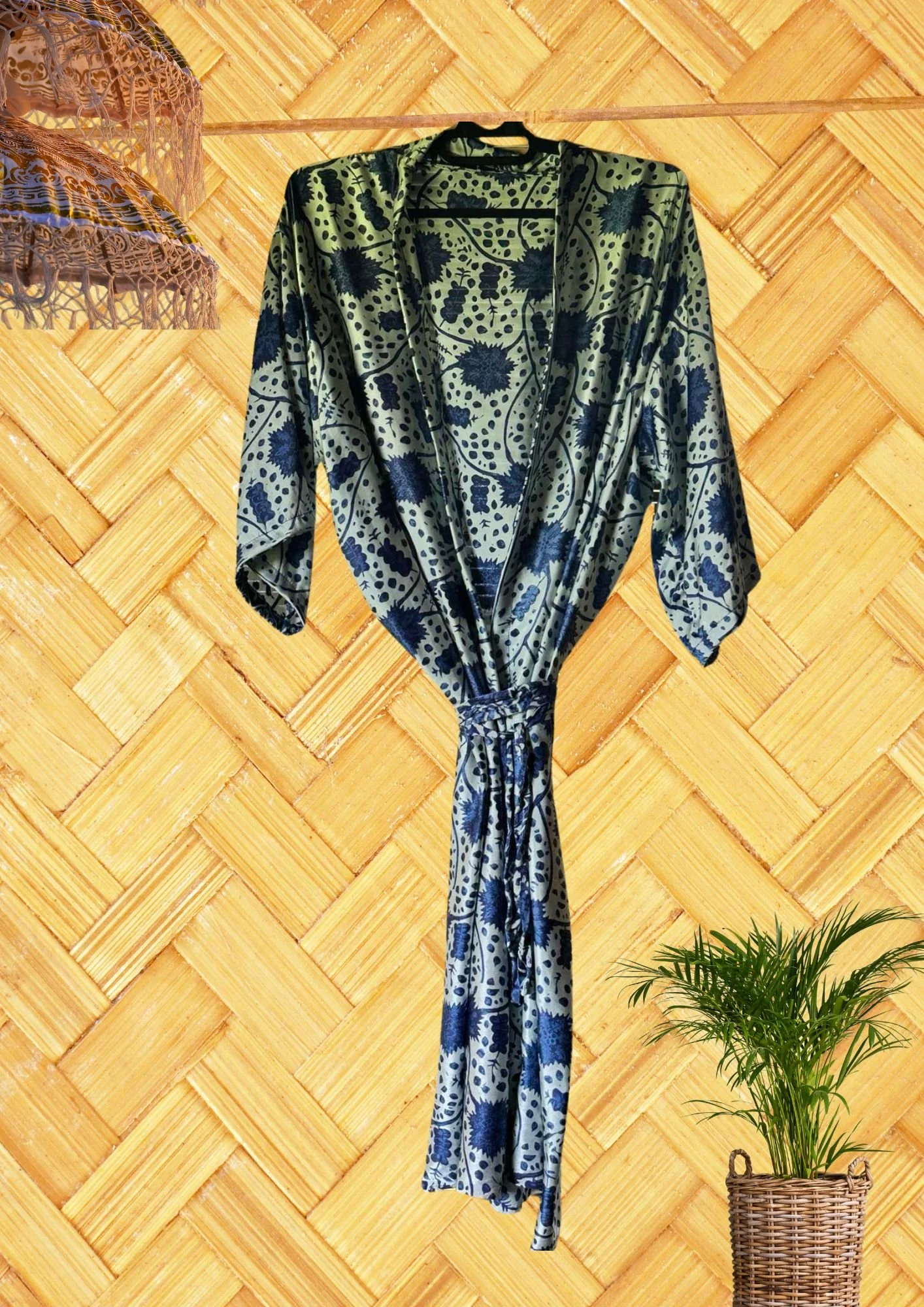 Lush Silk Kimono Saraswati Flow 8.jpg