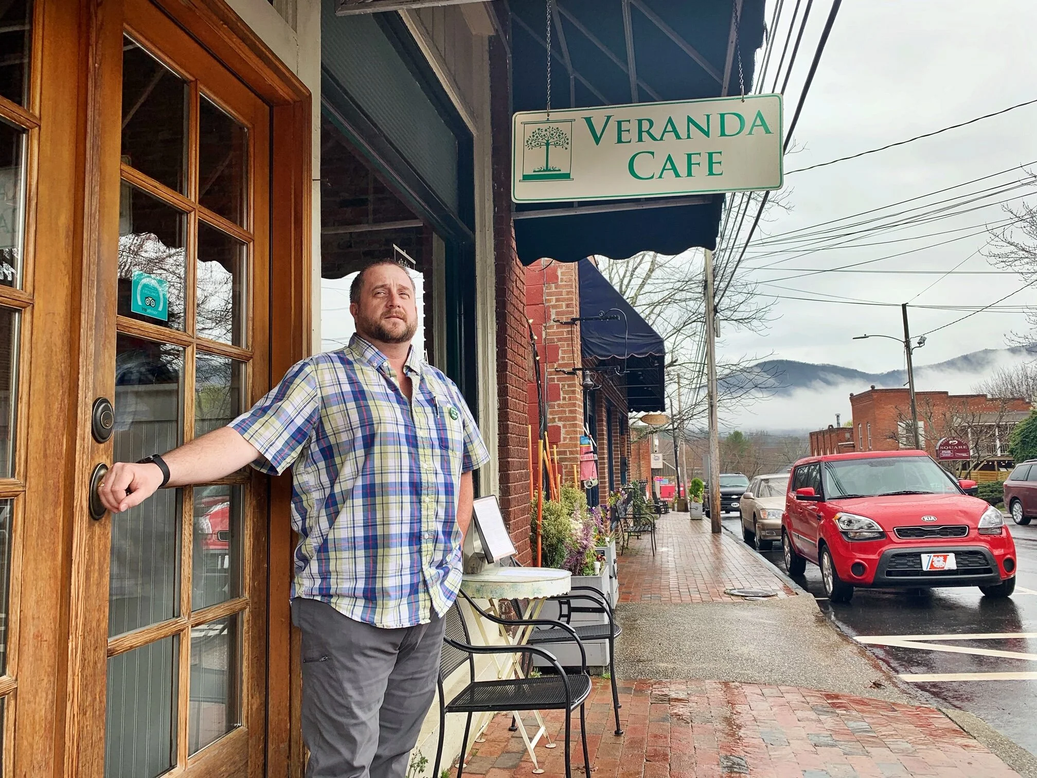 Local merchants plan for the worst, hope for the best