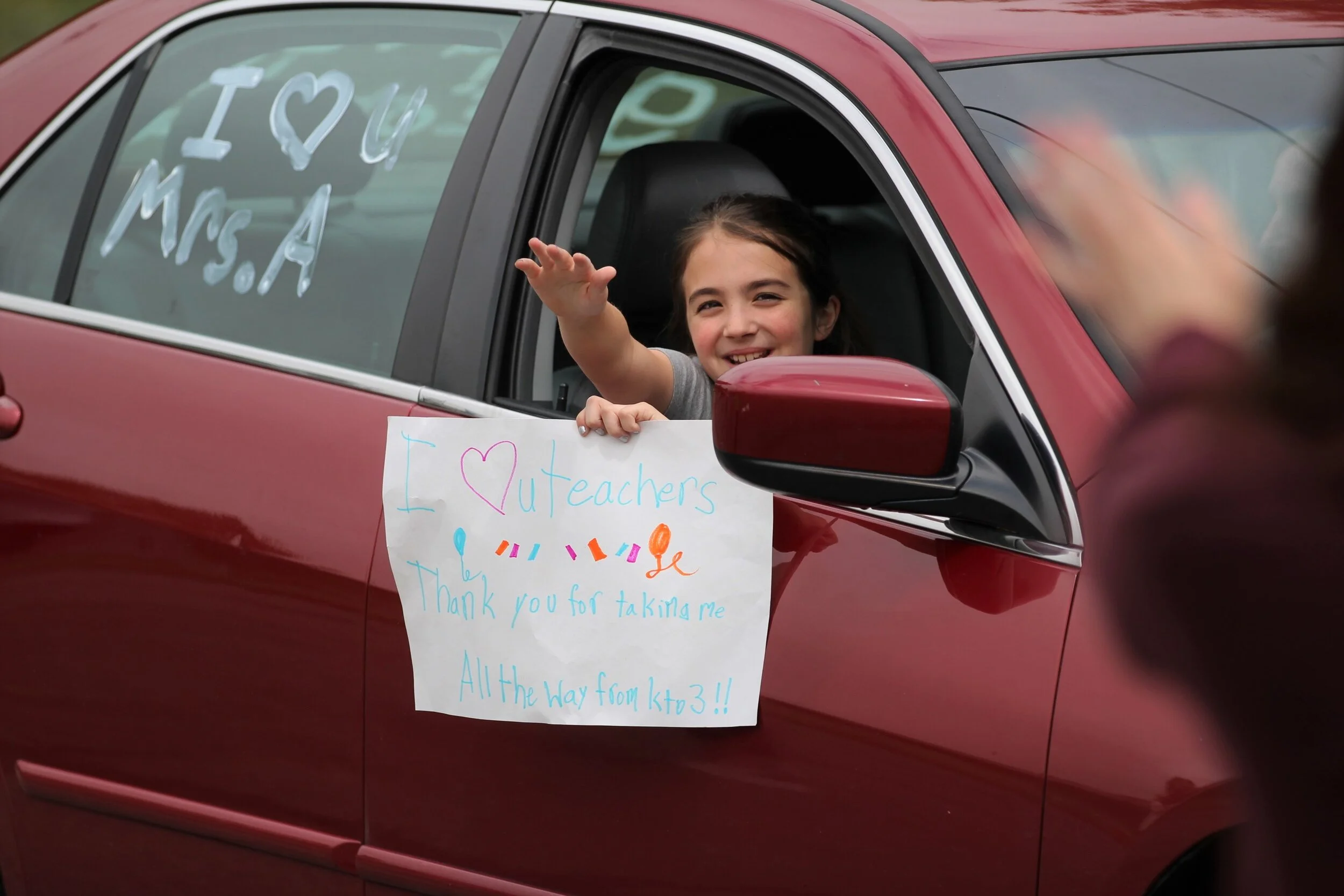 Students and teachers reunite at a distance 