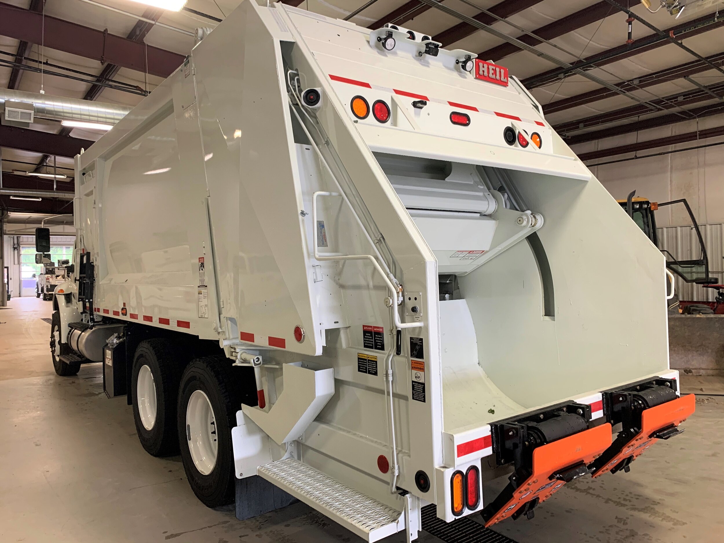 Black Mountain prepares to roll out sanitation services — The Valley Echo