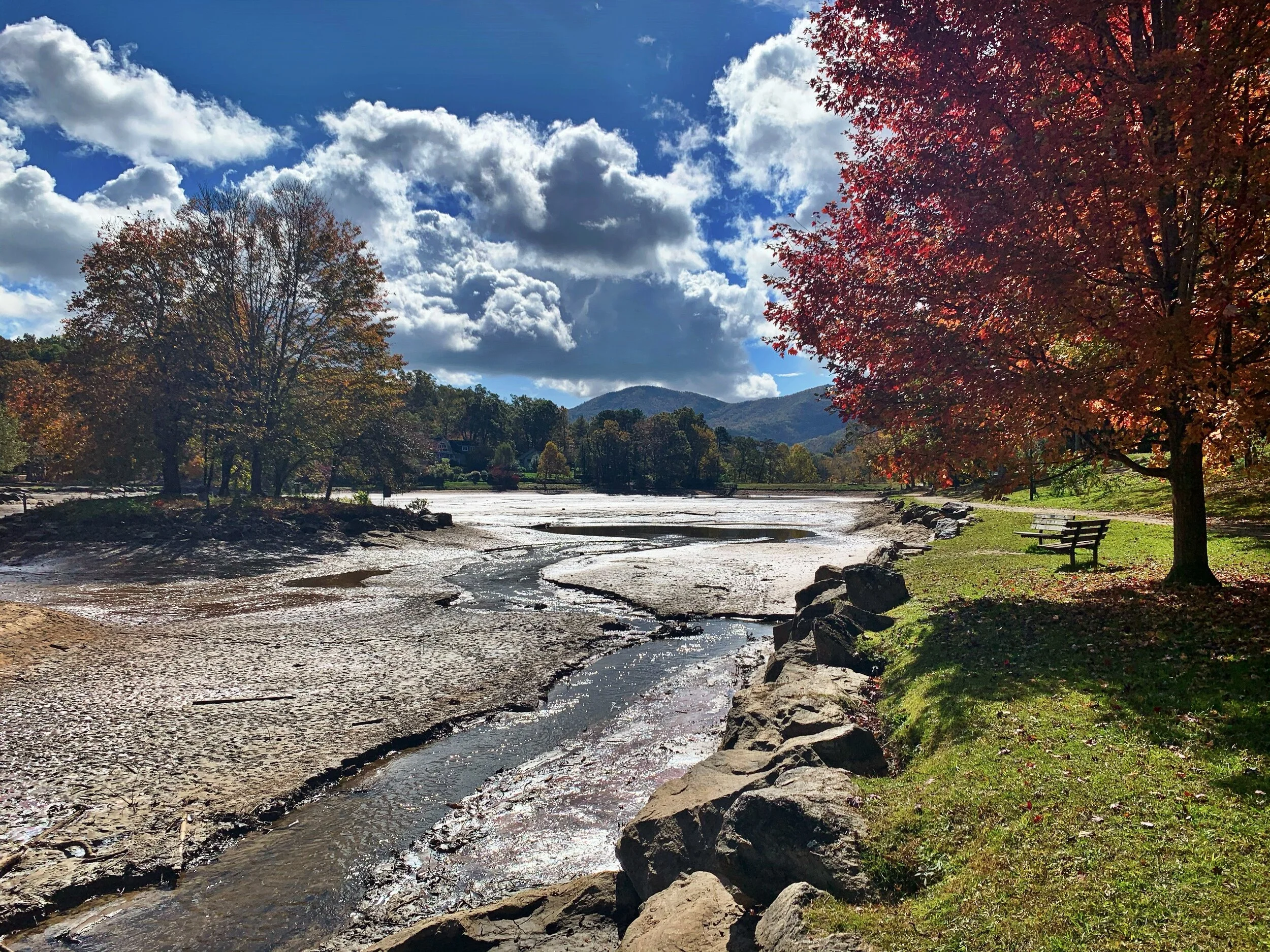 Lake Tomahawk drained for repair