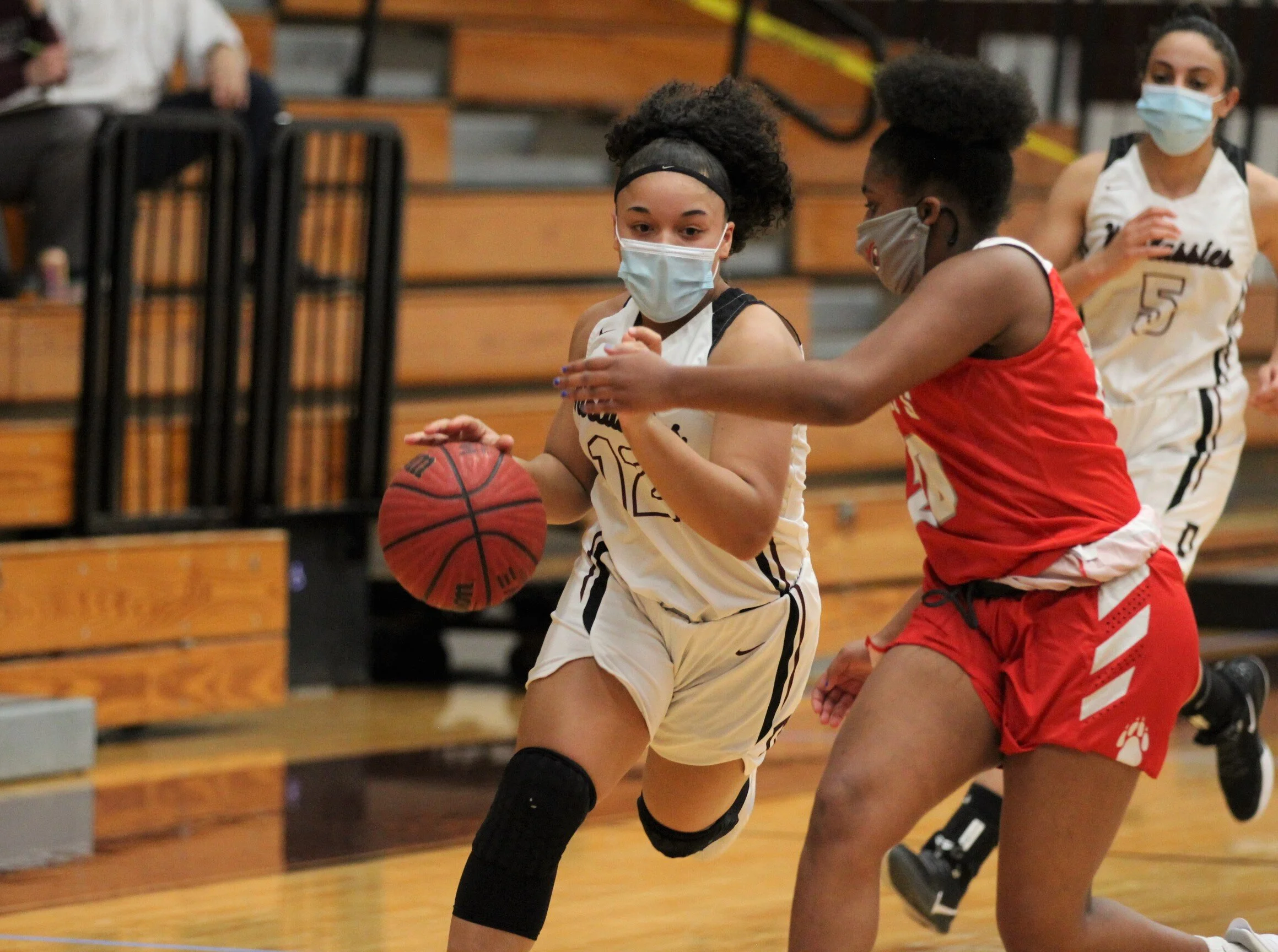 Warlassies fall to Bearcats at home in season opener