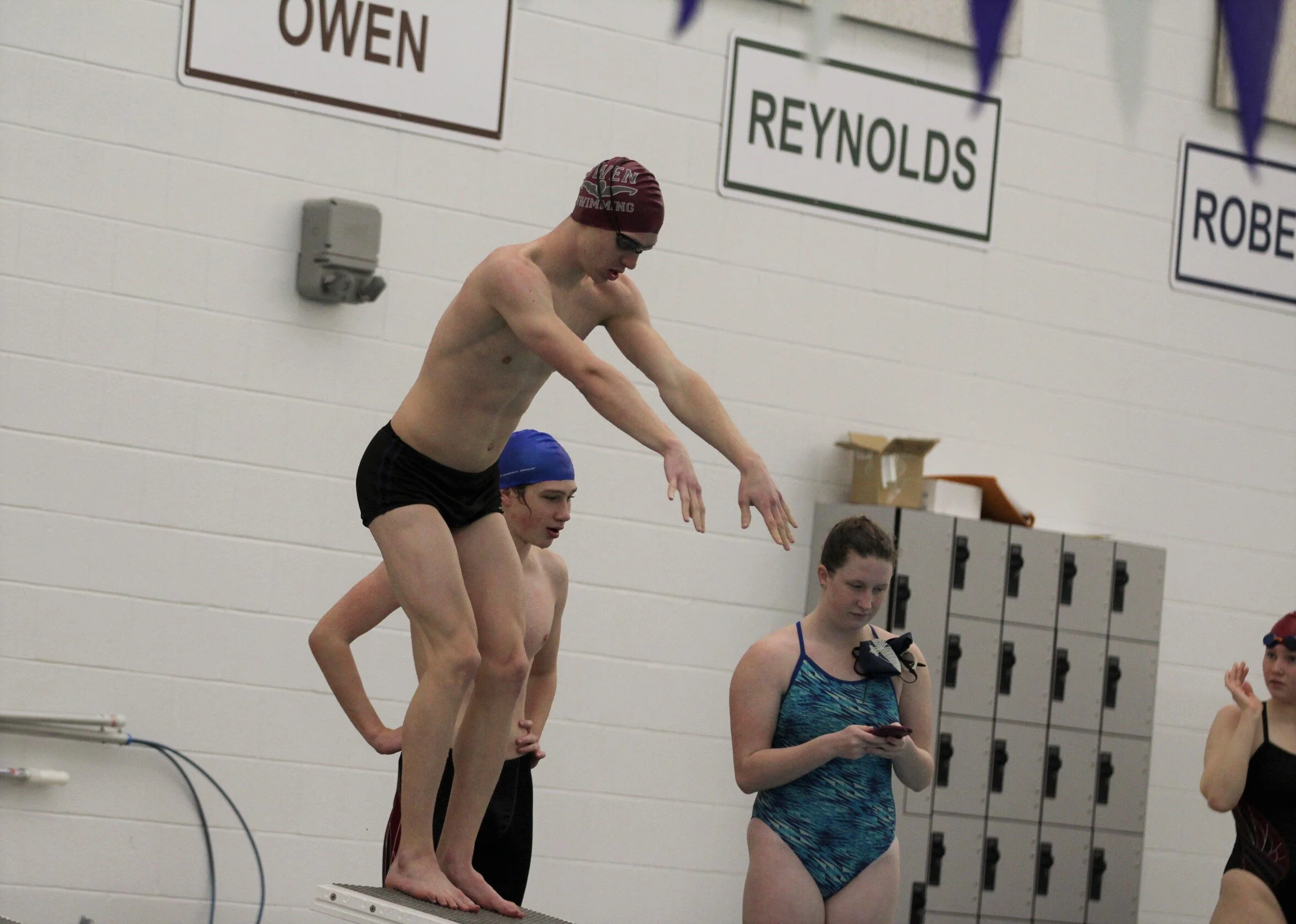 Owen senior advances to swimming state championship