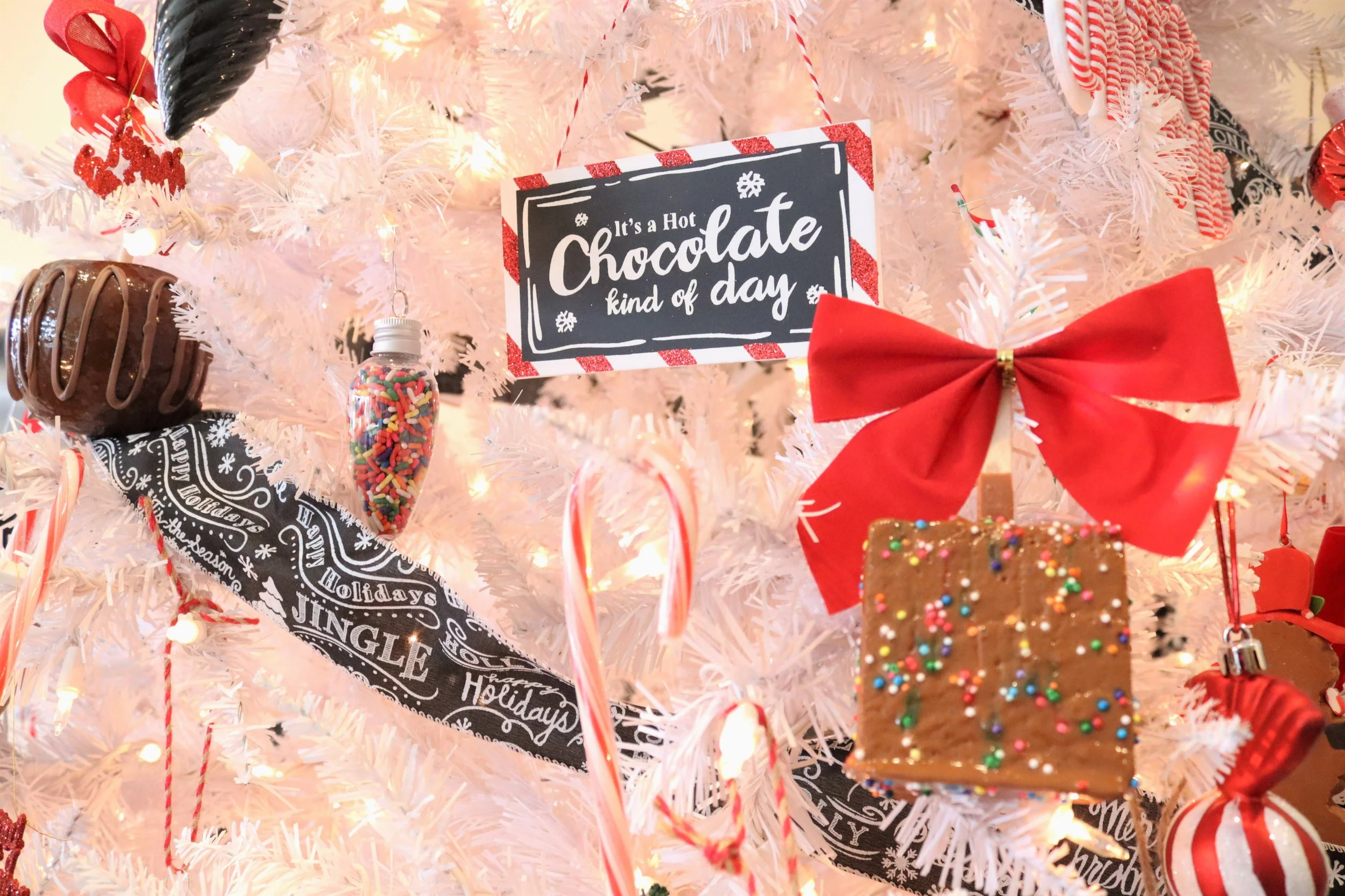 Deck the Trees breaks record again in 2021