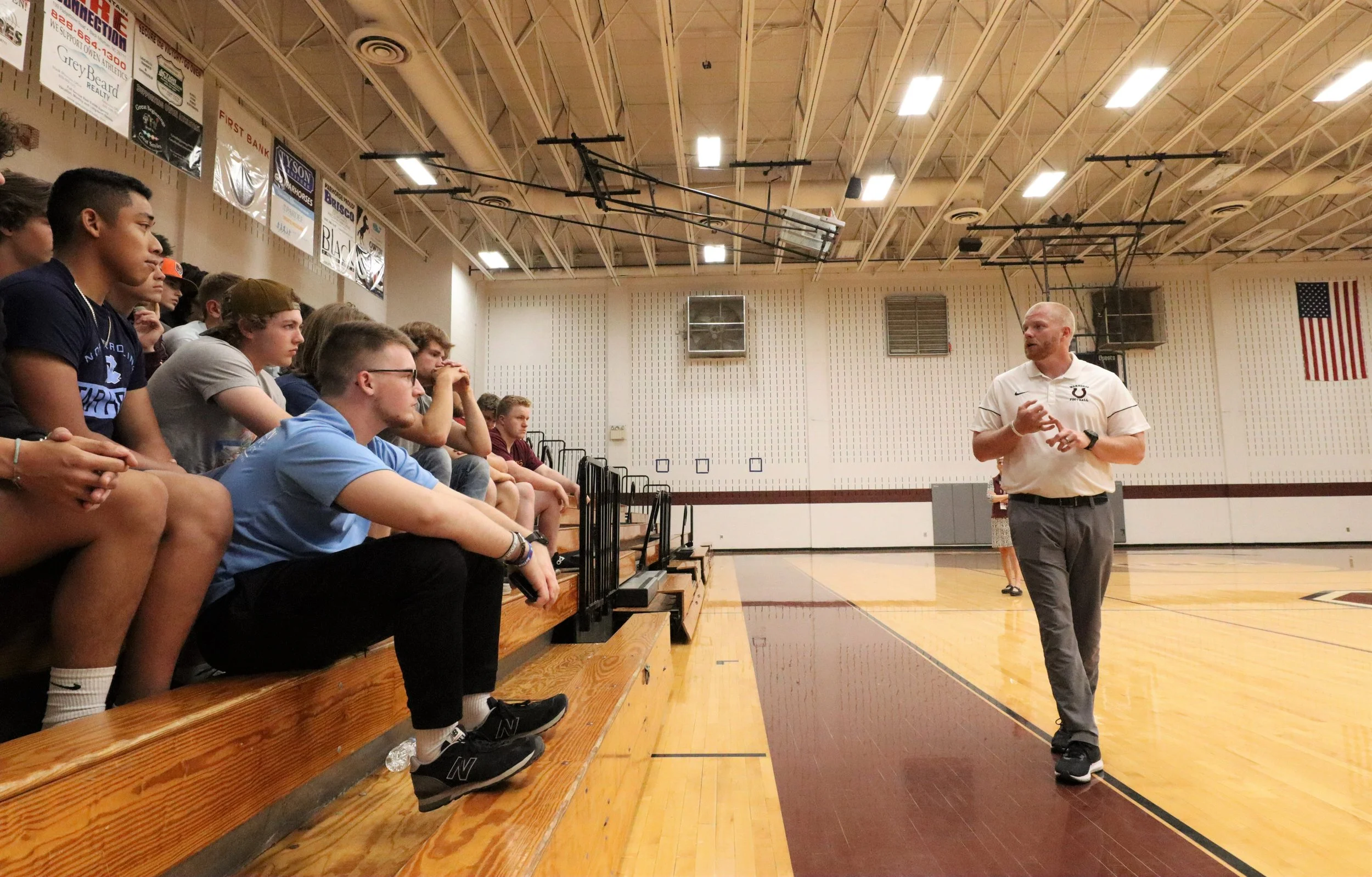 Warhorses look west to fill head coaching vacancy