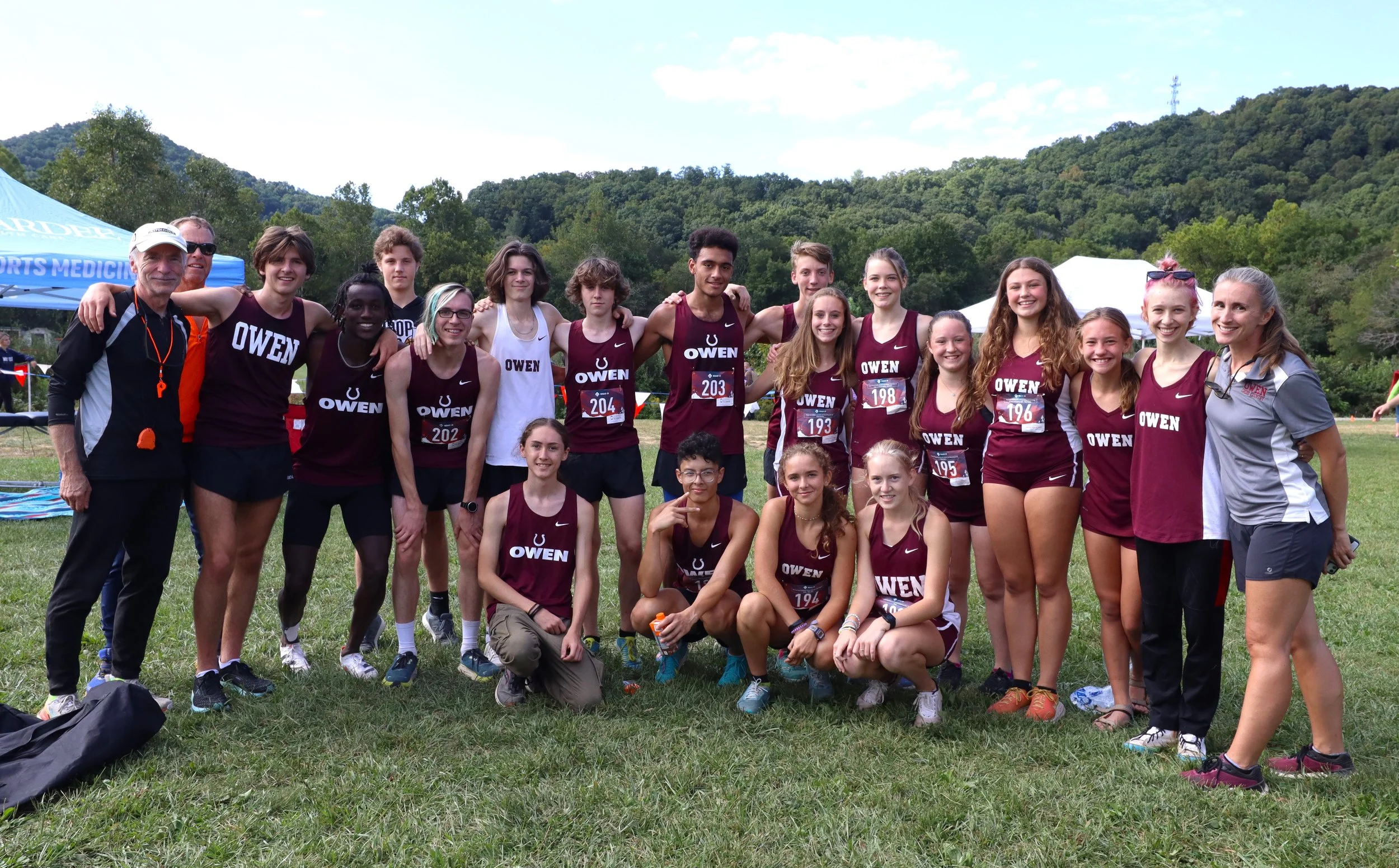 Warhorses take top two spots in West Regional Preview meet