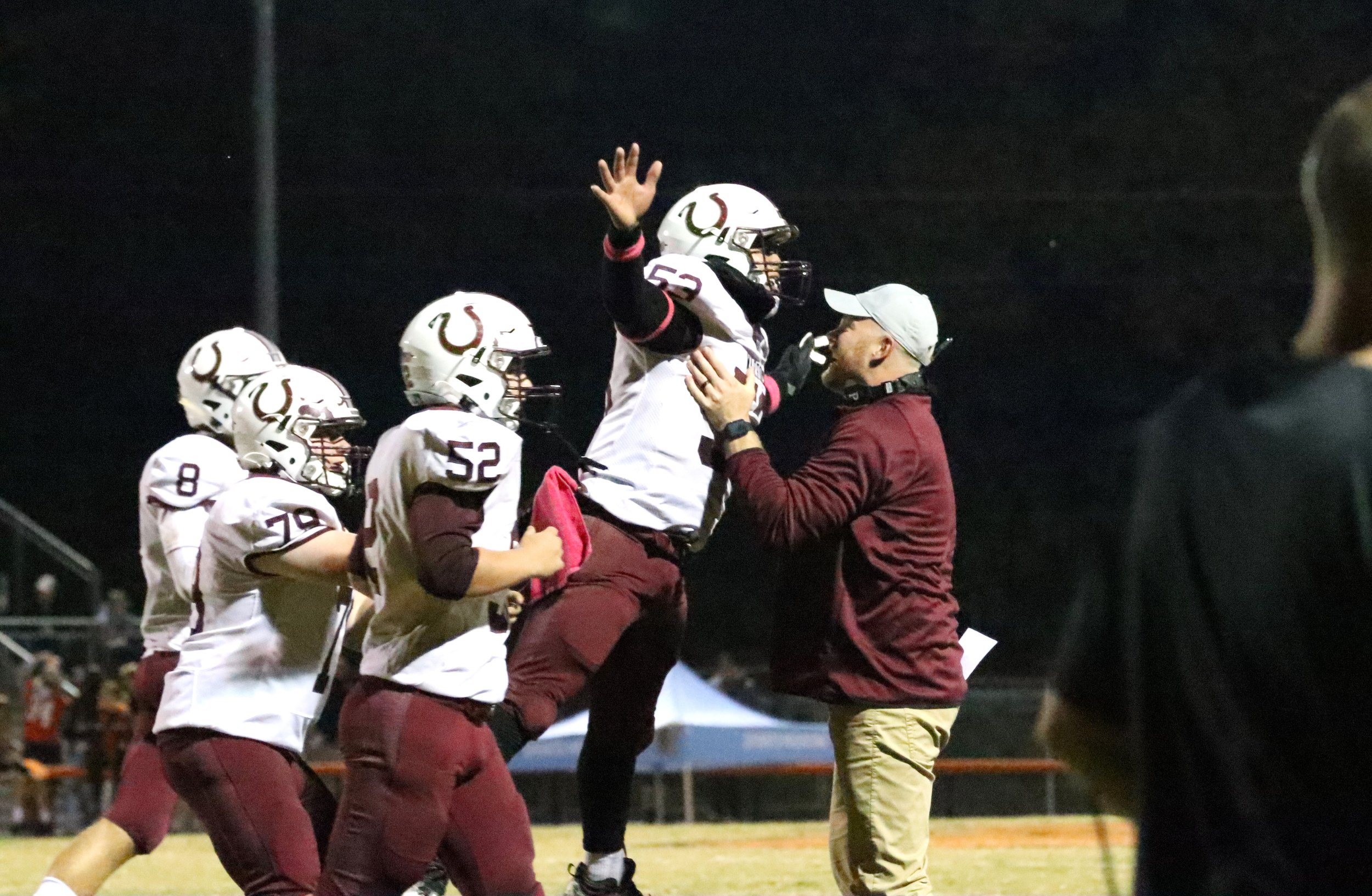 Warhorses score big in first win of the season