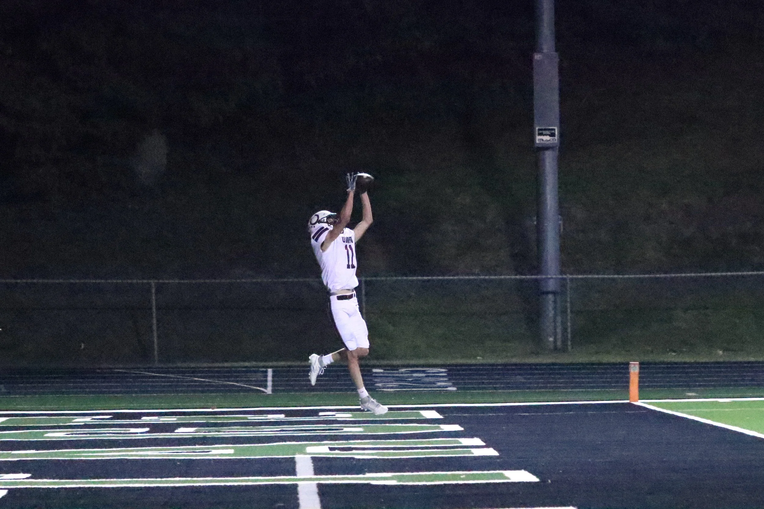 Cougars maul Warhorses in conference clash