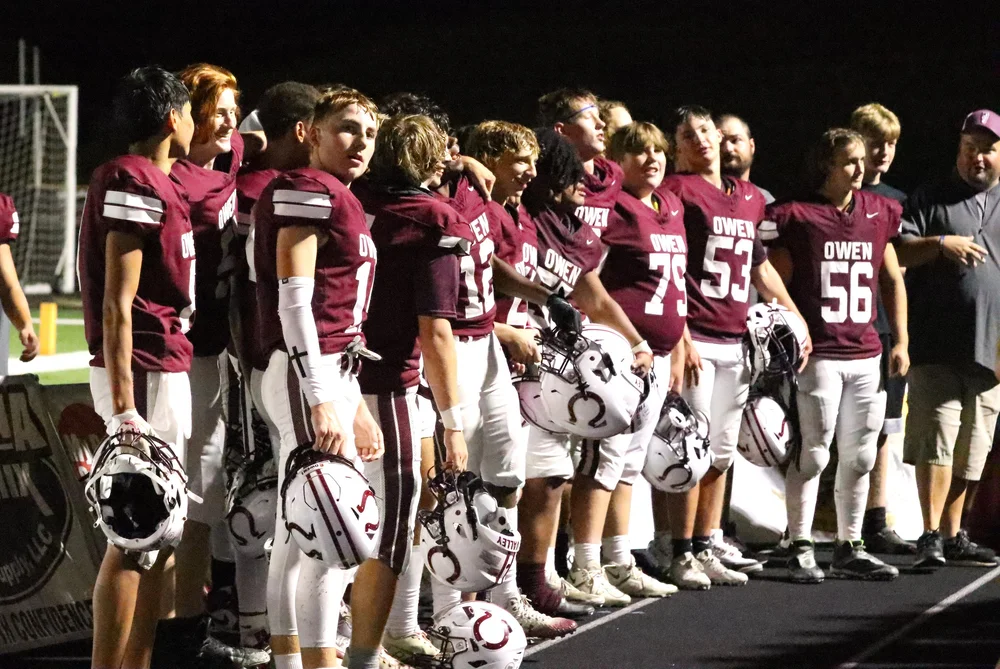 Enka overpowers Owen in season opener — The Valley Echo