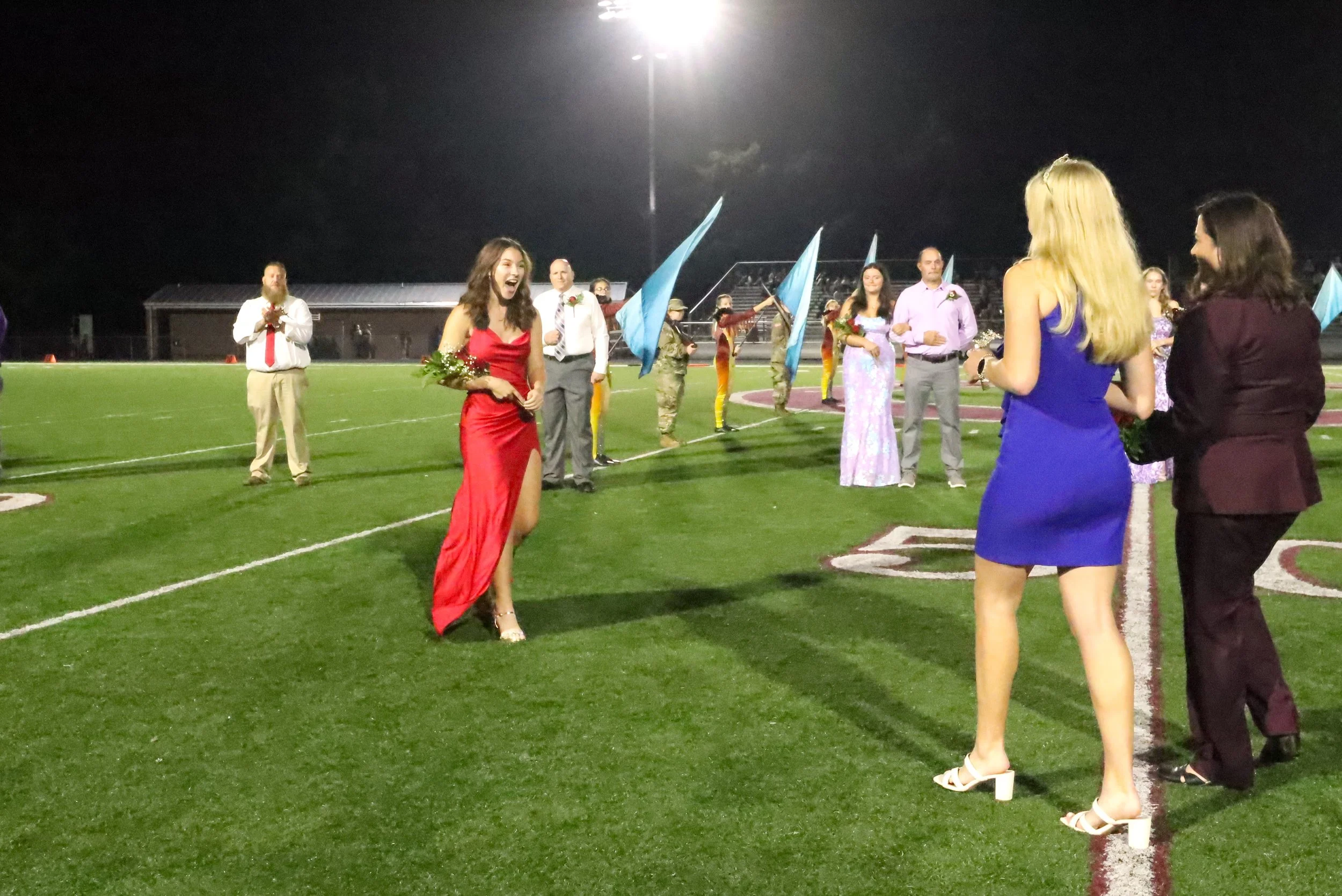 Owen crowns homecoming queen in loss to Draughn 