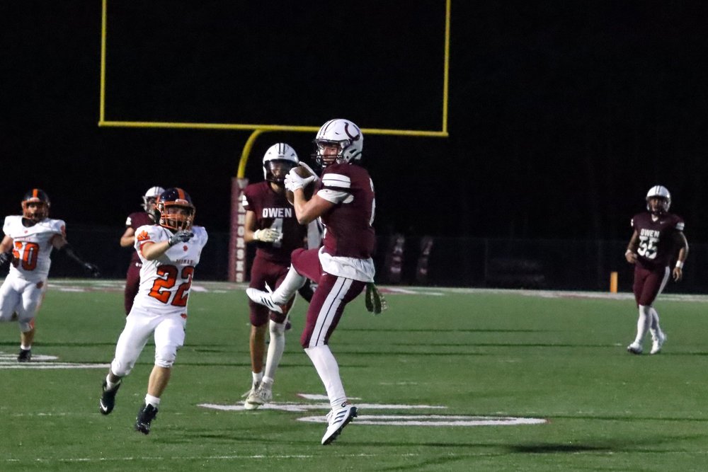 Owen sets the tone with victory in season opener — The Valley Echo