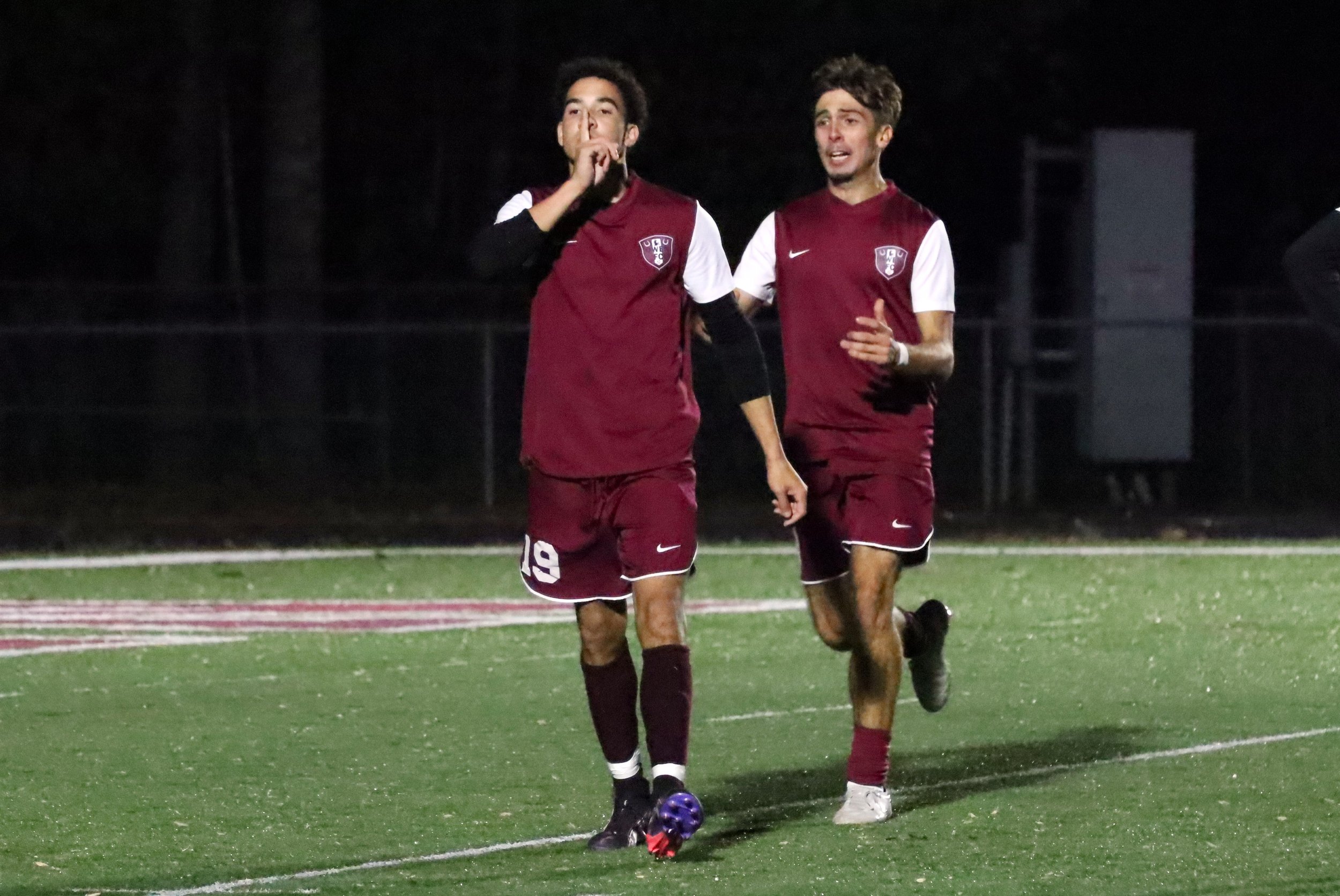 Warhorses bound for the third round