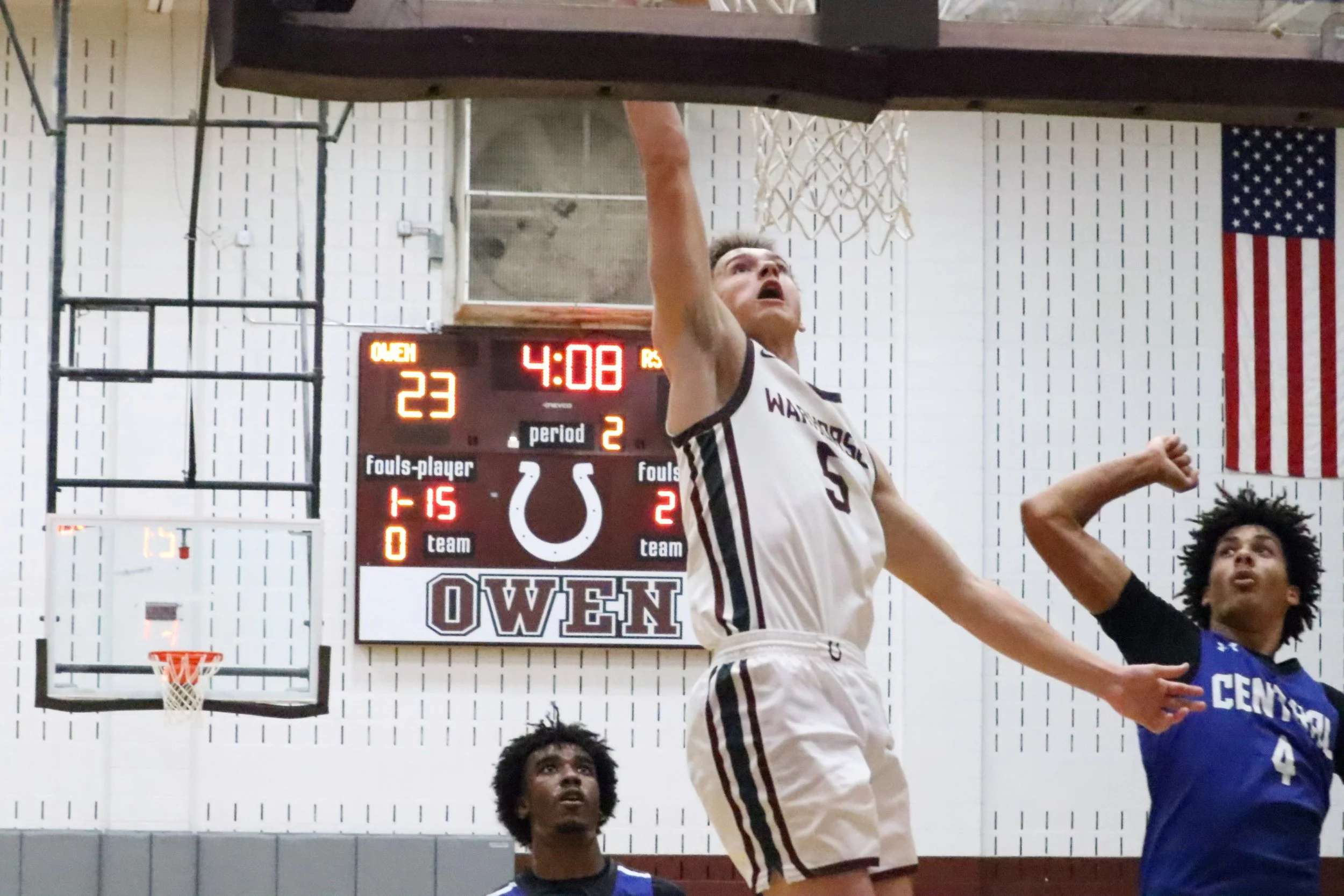 Warhorses run away from R-S Central with fourth straight win