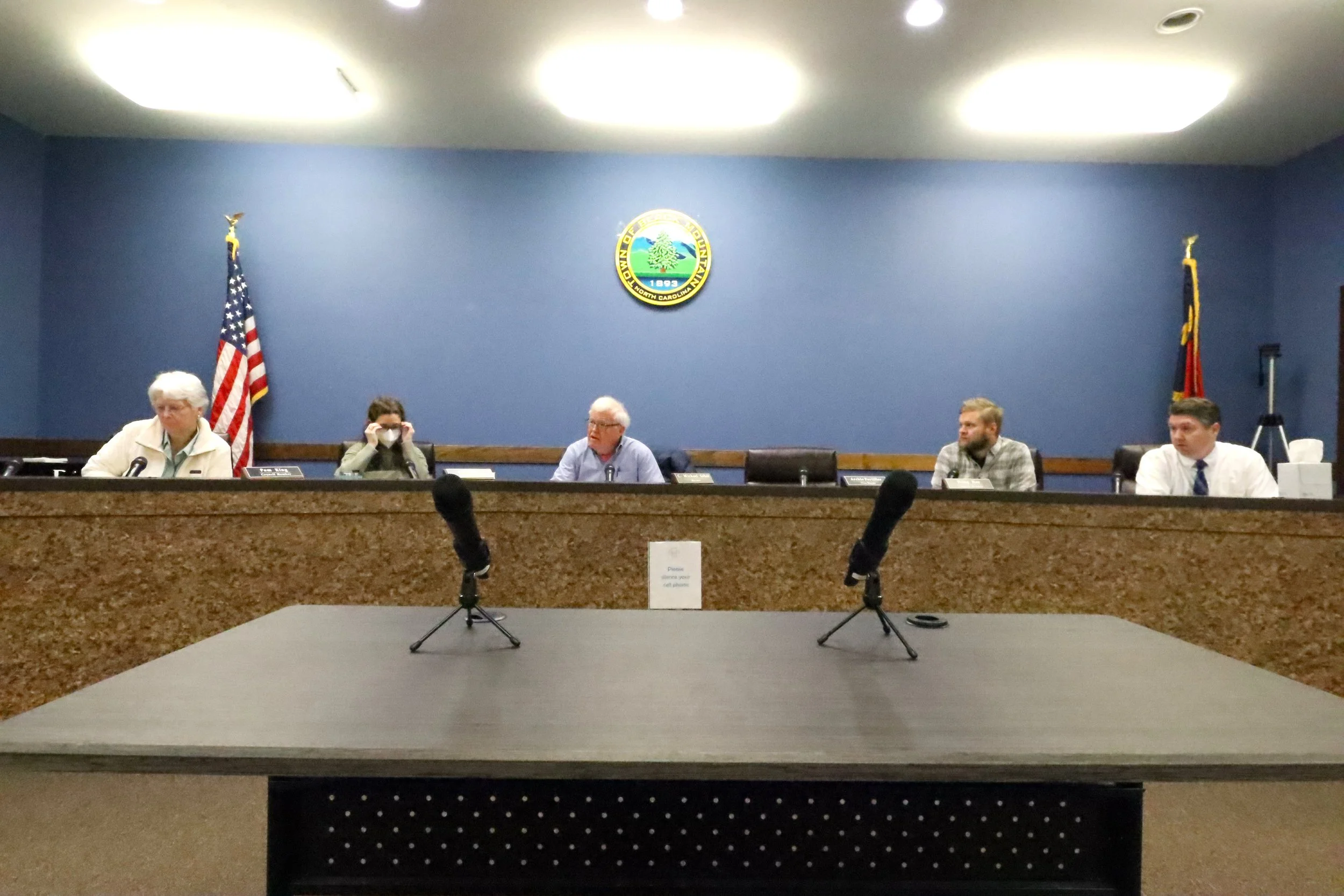 Black Mountain leaders select interim town manager