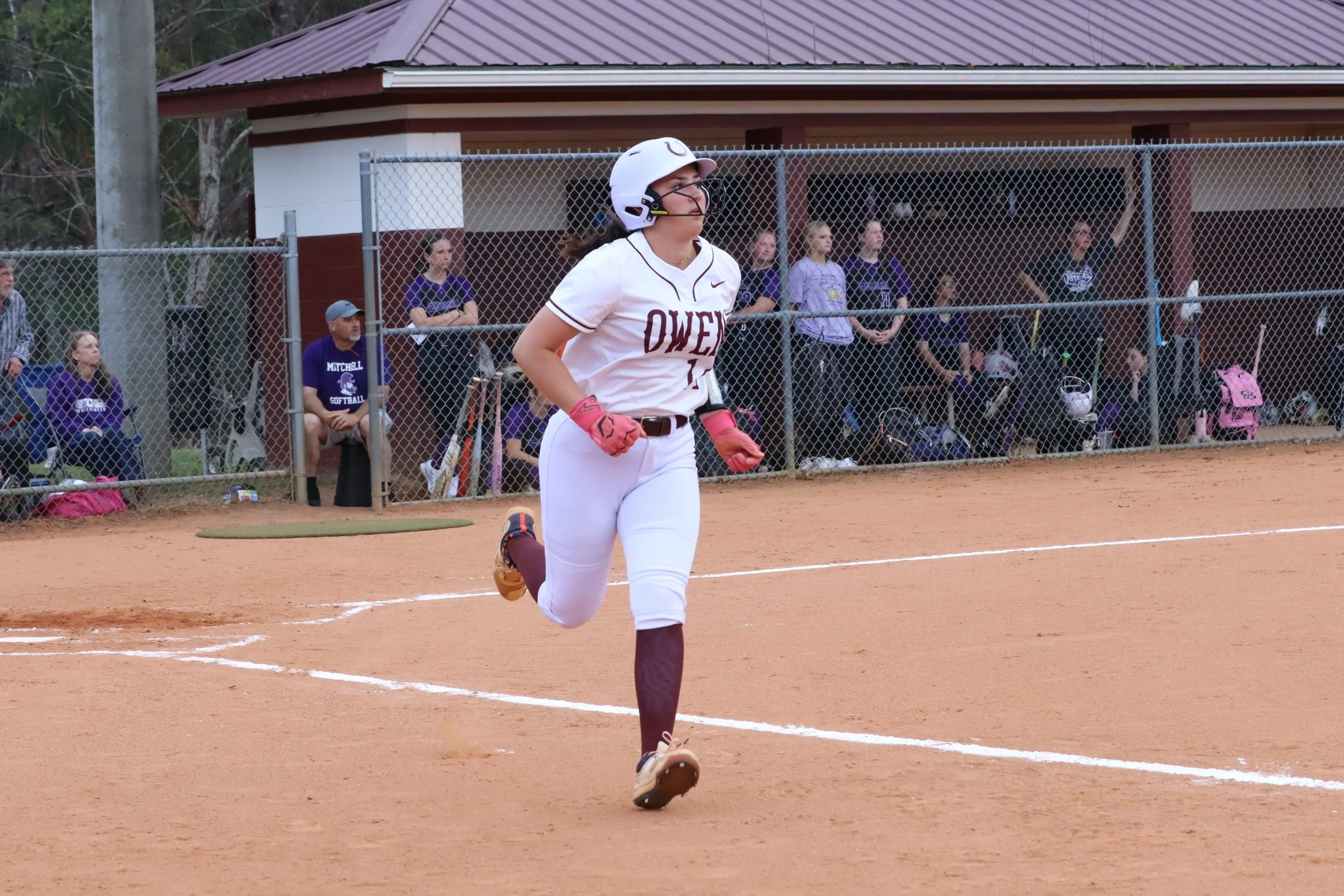 Warlassies roll to fourth straight victory