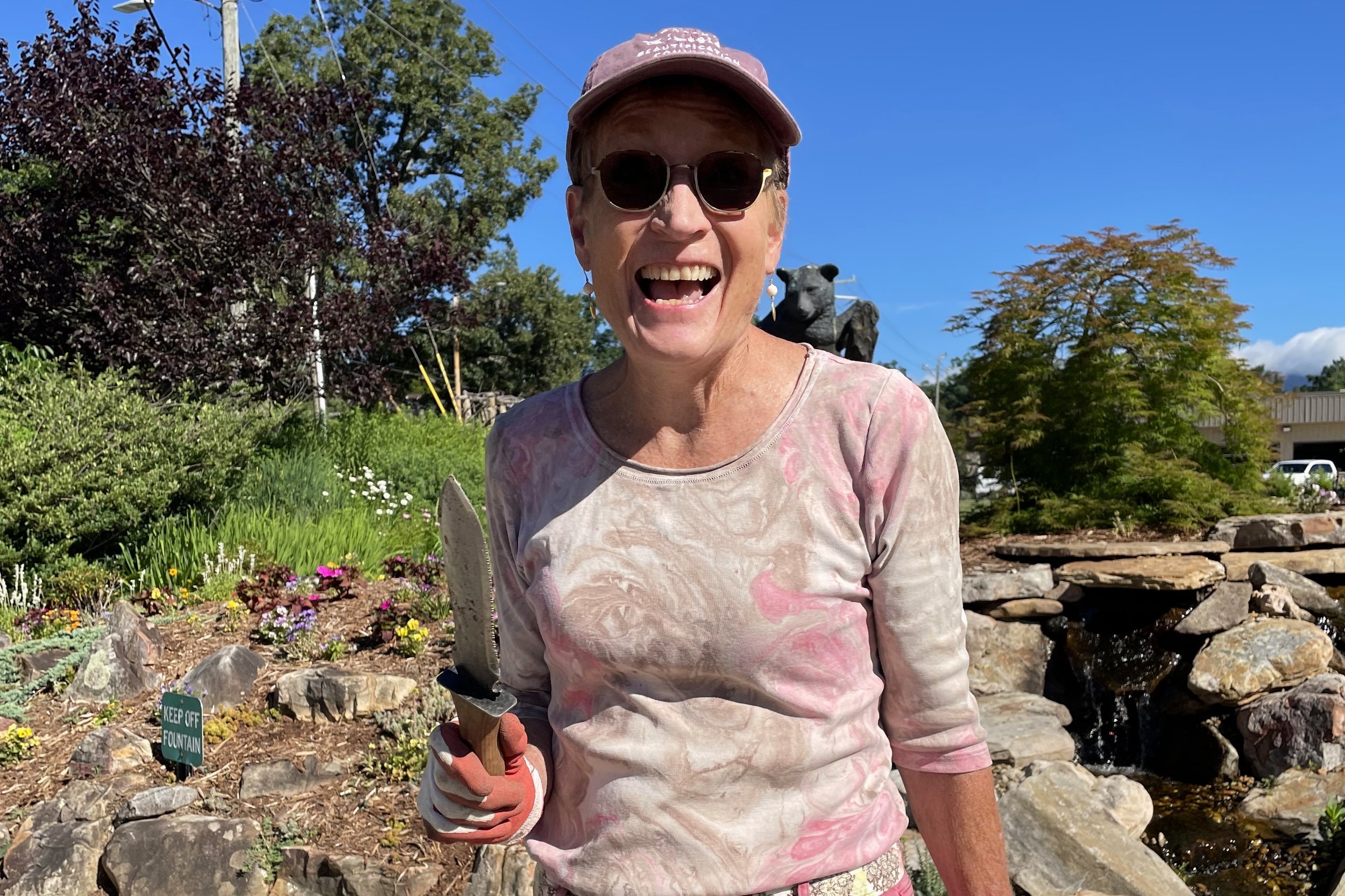 Gail Bromer recognized by local nonprofit for outstanding community service