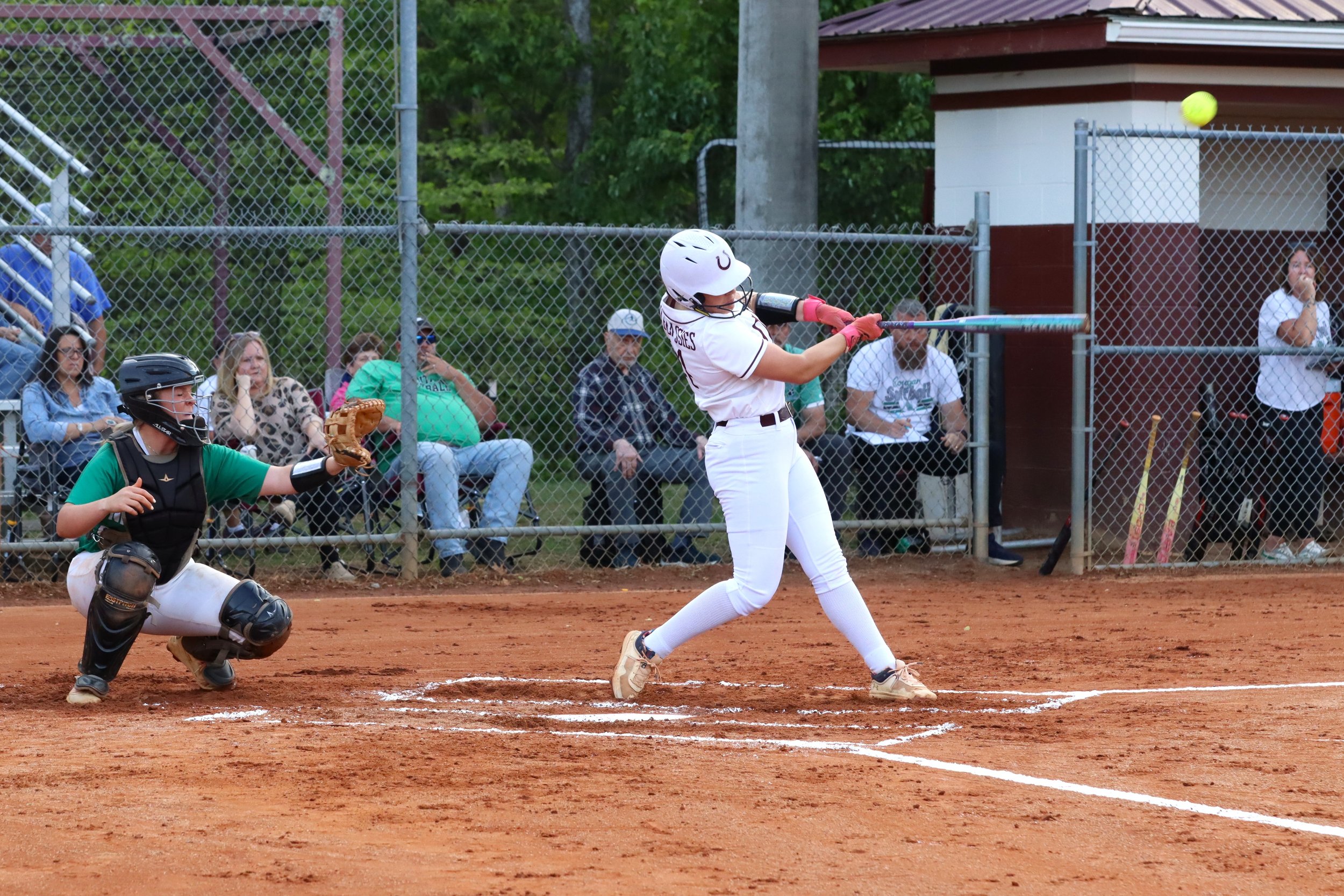 Mia Roland swings softball commitment to University of Tennessee