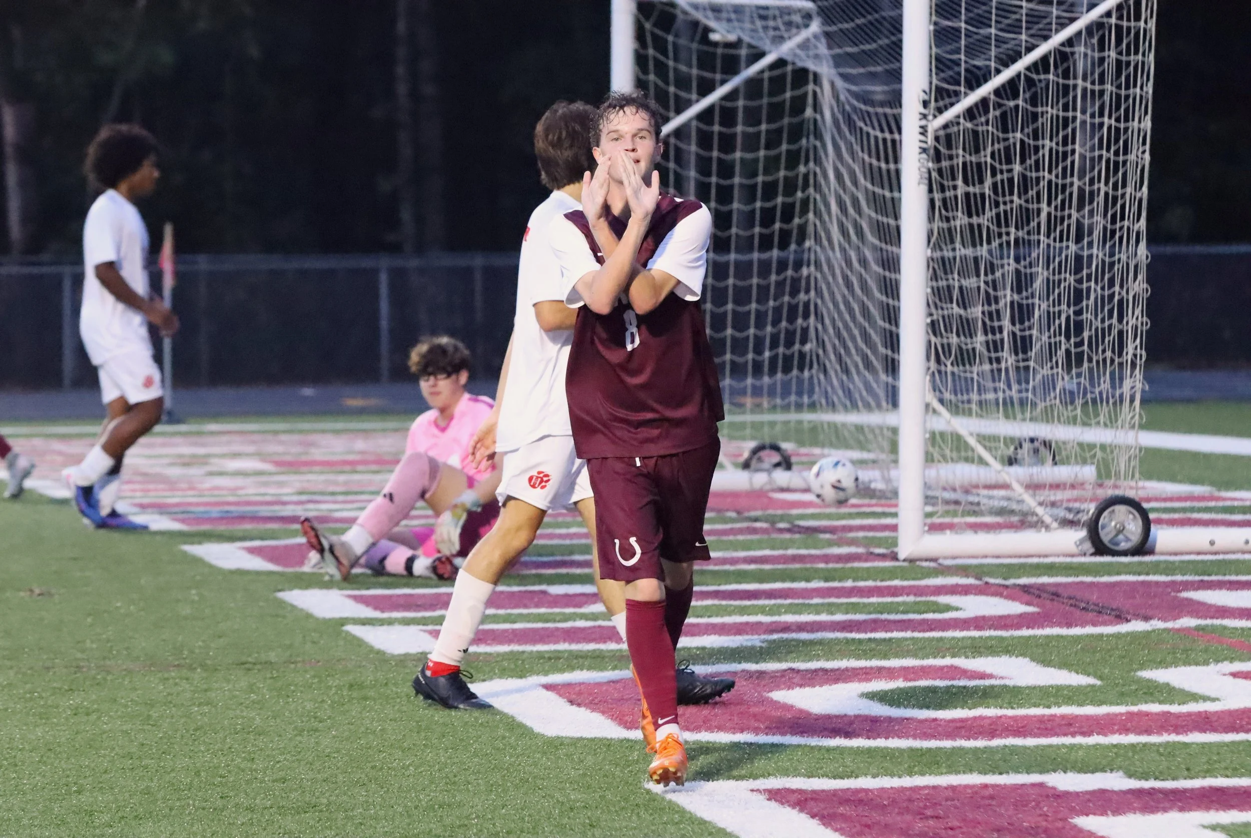 Warhorses outduel Hendersonville, 3-1, for third straight win