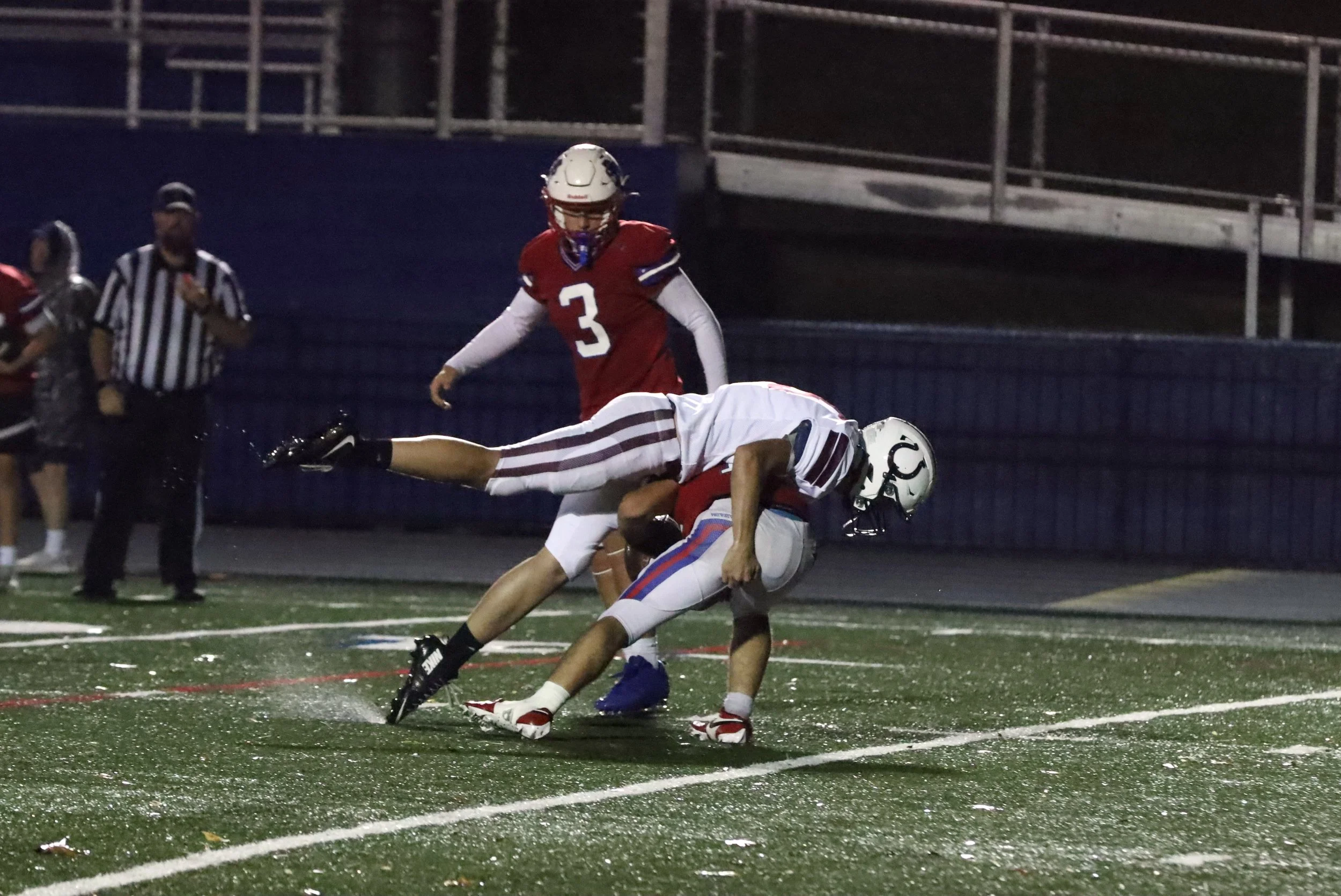 933.JPG