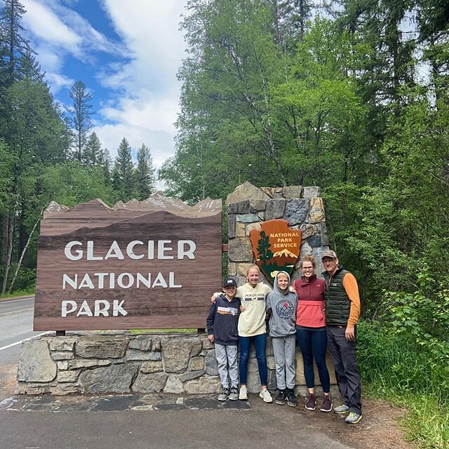 Glacier. Birthday. Family.
&bull;
&bull;
&bull;
Met up with Katie&rsquo;s second cousins for breakfast in Kalispell MT.
#hinsoning @katiehinson