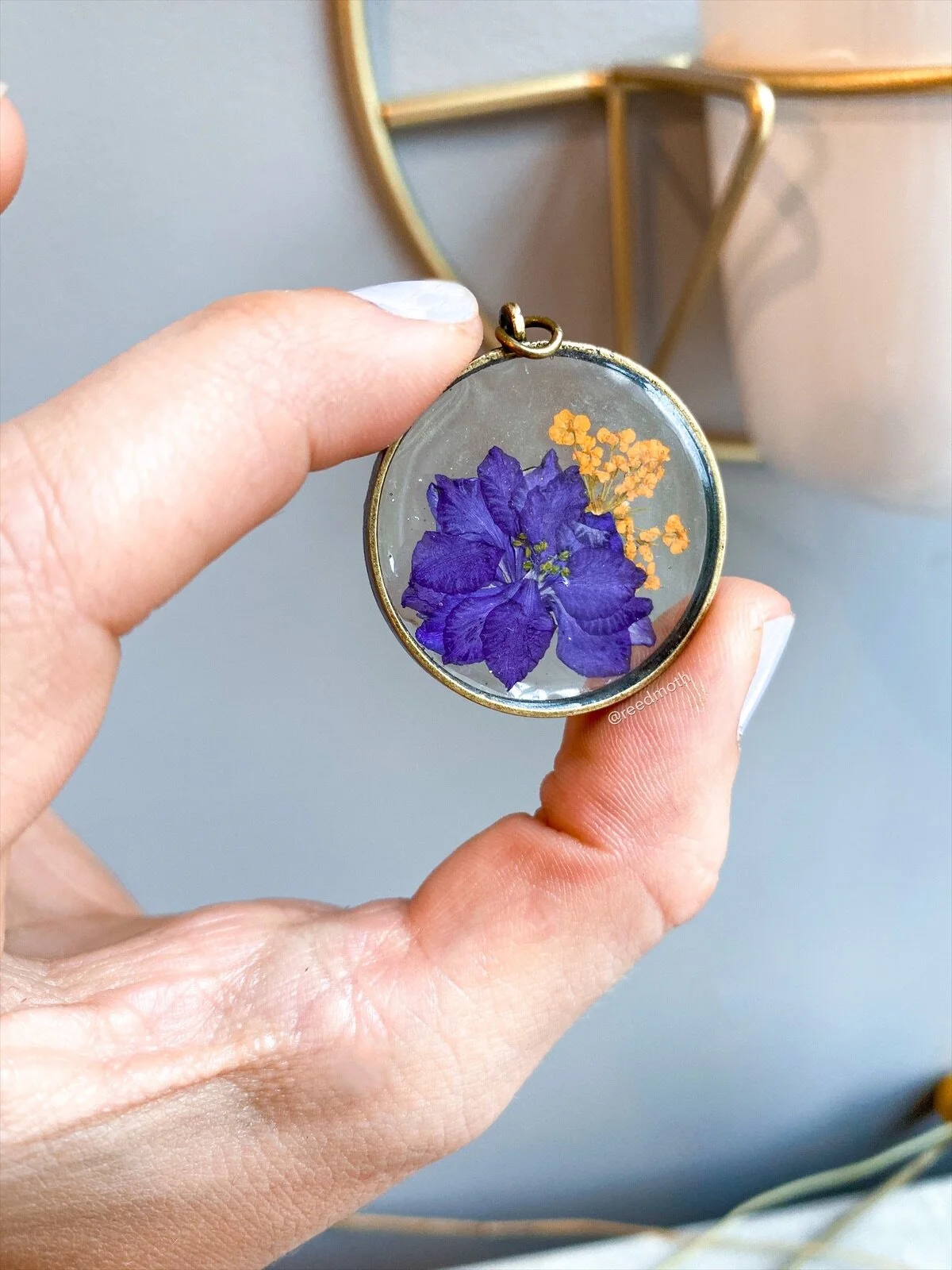 46EC9F72-4AF9-4C4D-BB4D-CCD553FC3F22