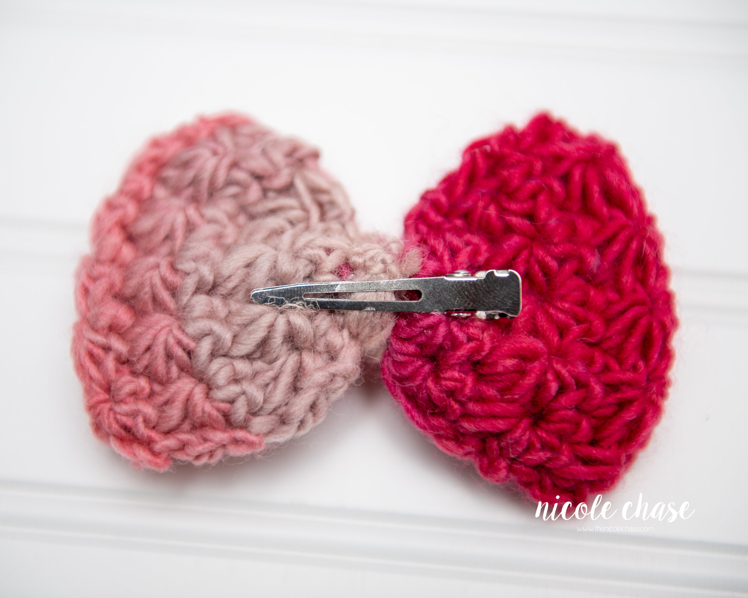 Sweet Stars Hair Bow - Free Crochet Pattern — Nicole Chase: Free ...