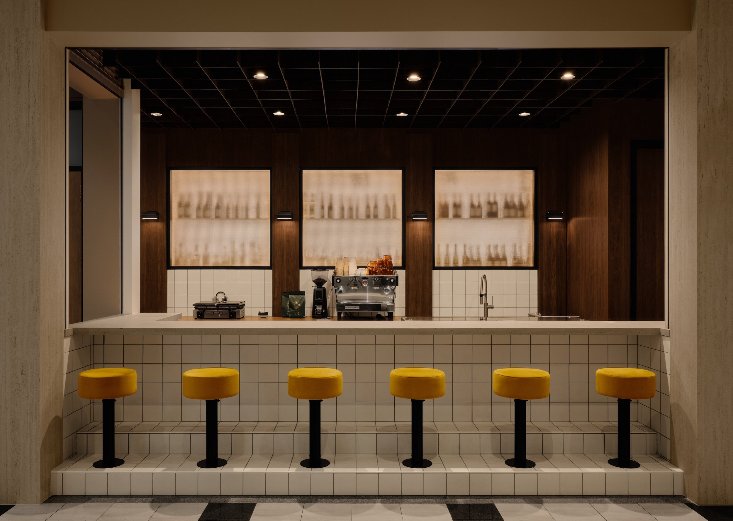 Siege Social by Blanchette archi.design, Photo Copyright Alex Lesage 4.jpg