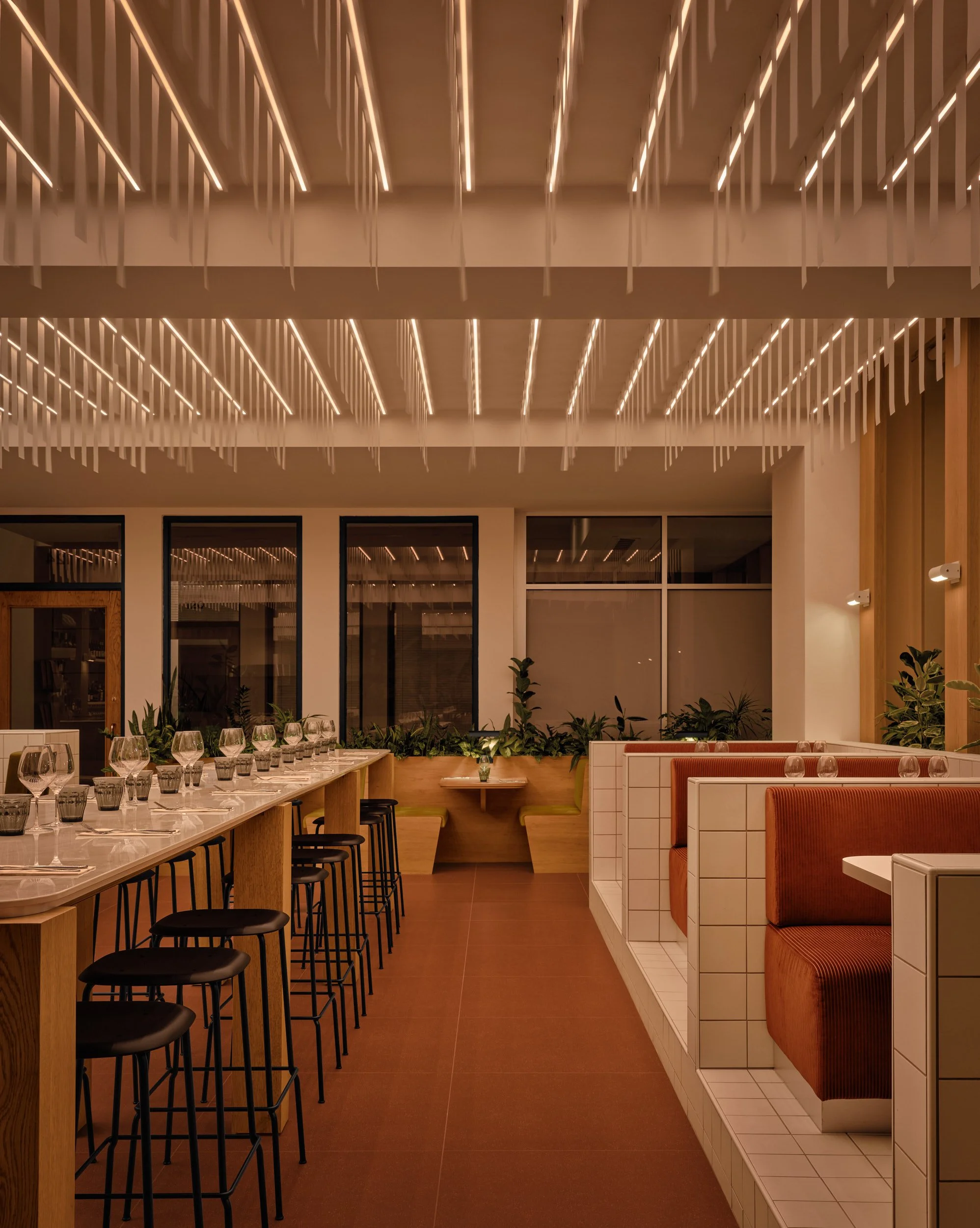 Siege Social by Blanchette archi.design, Photo Copyright Alex Lesage 14.jpg